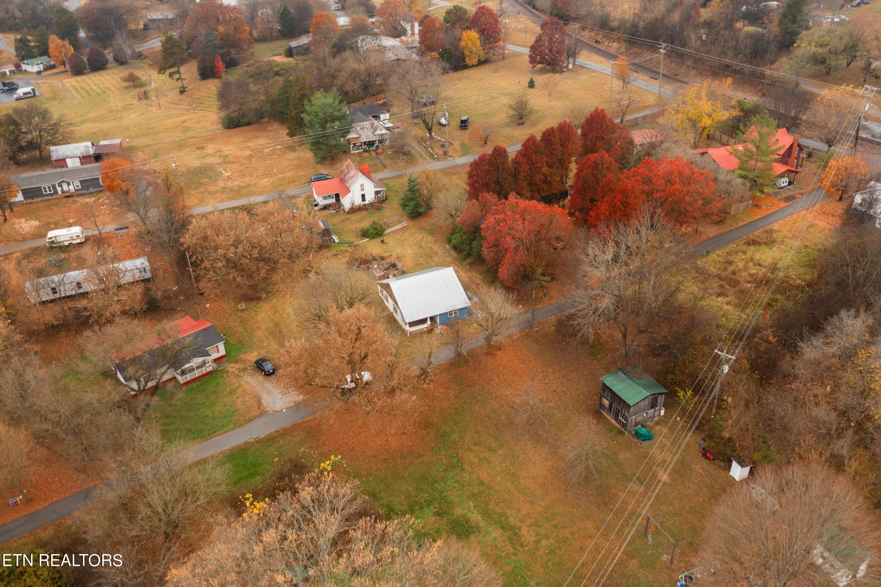55 3rd St Property Photo 18