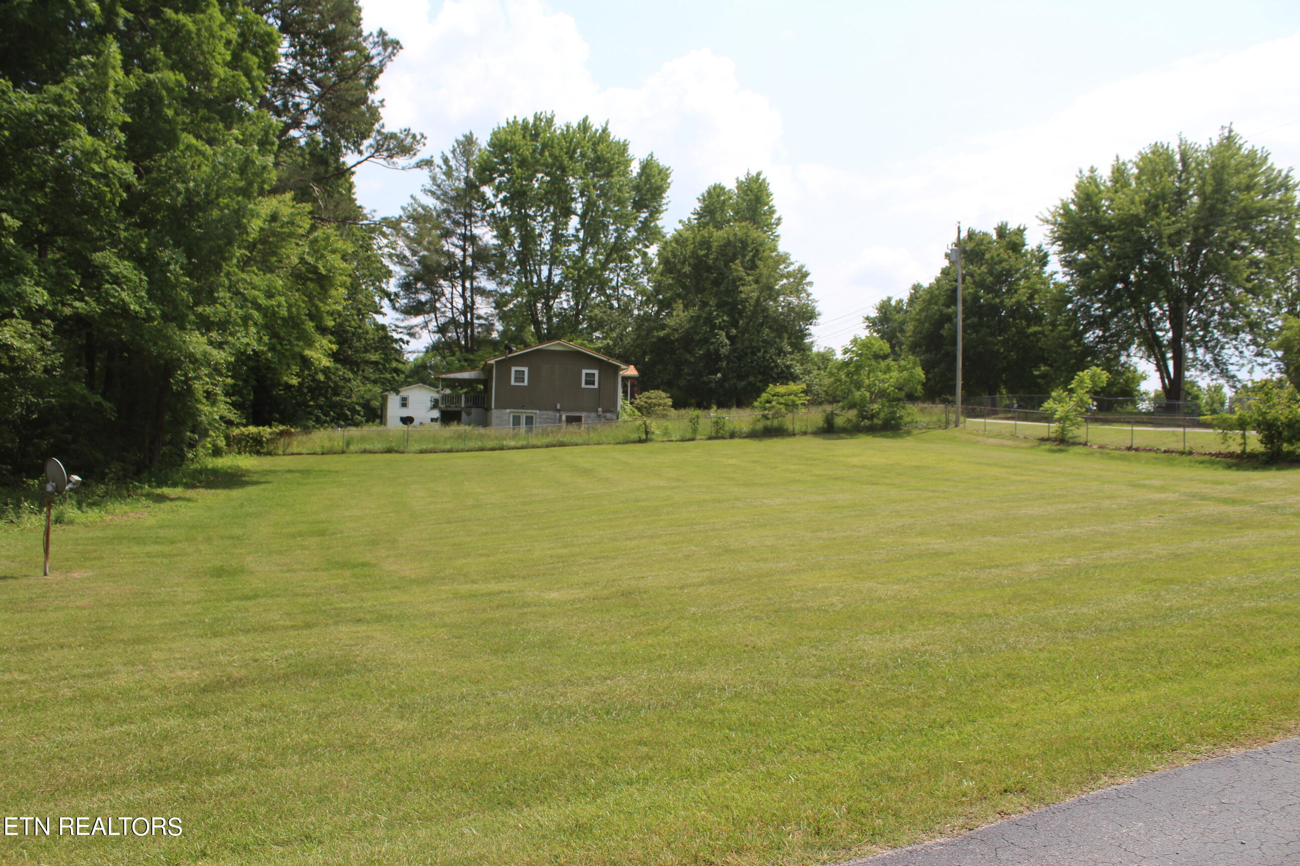 1044 Lincoln Rd Property Photo 29