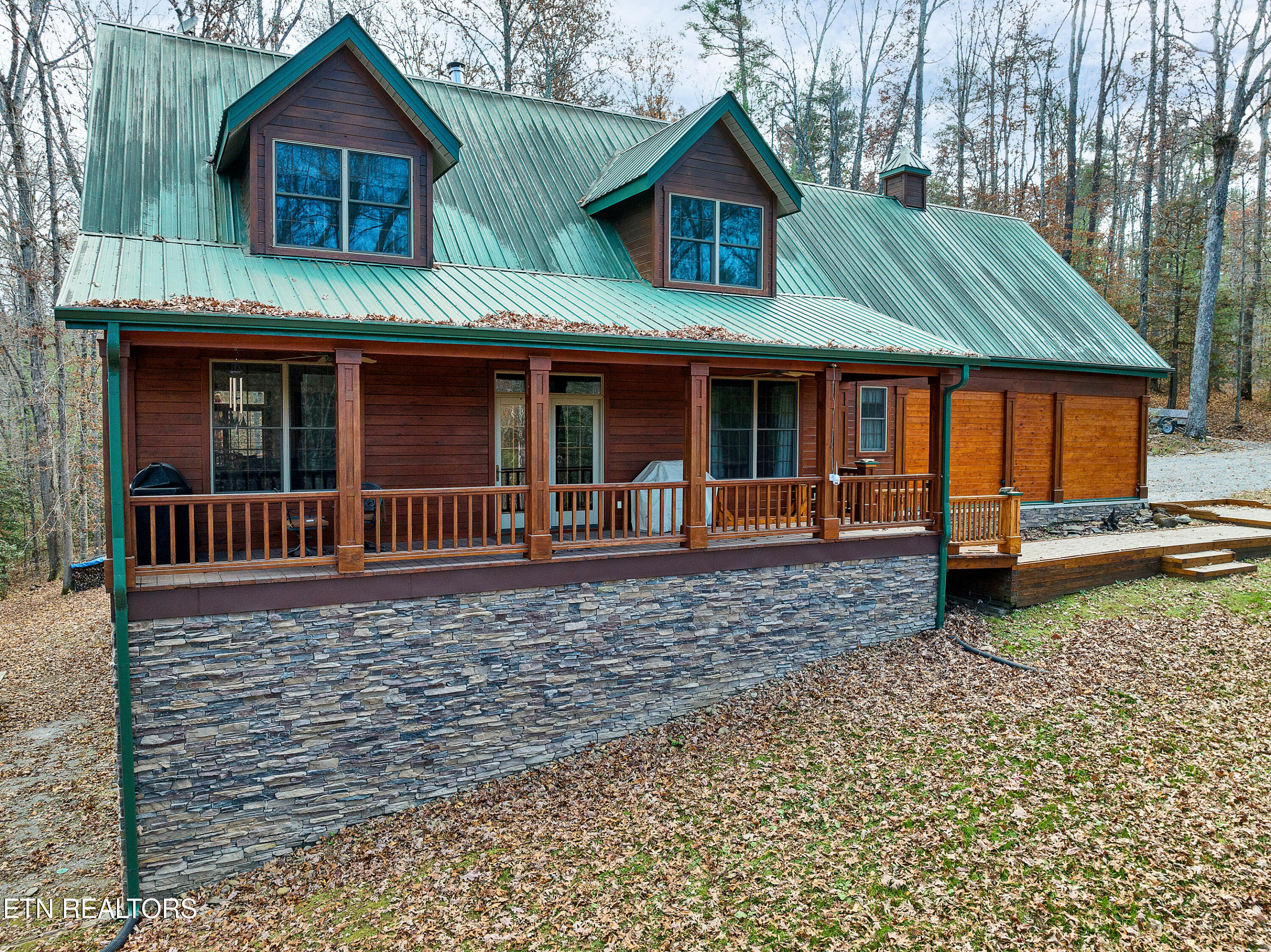 1801 Grouse Top Rd Property Photo 1