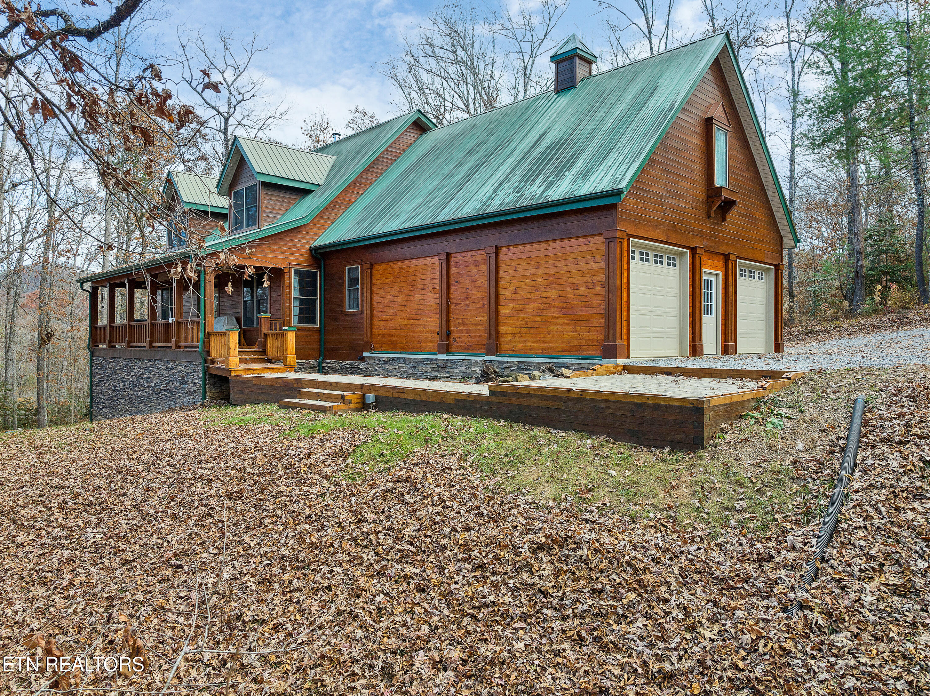 1801 Grouse Top Rd Property Photo 2