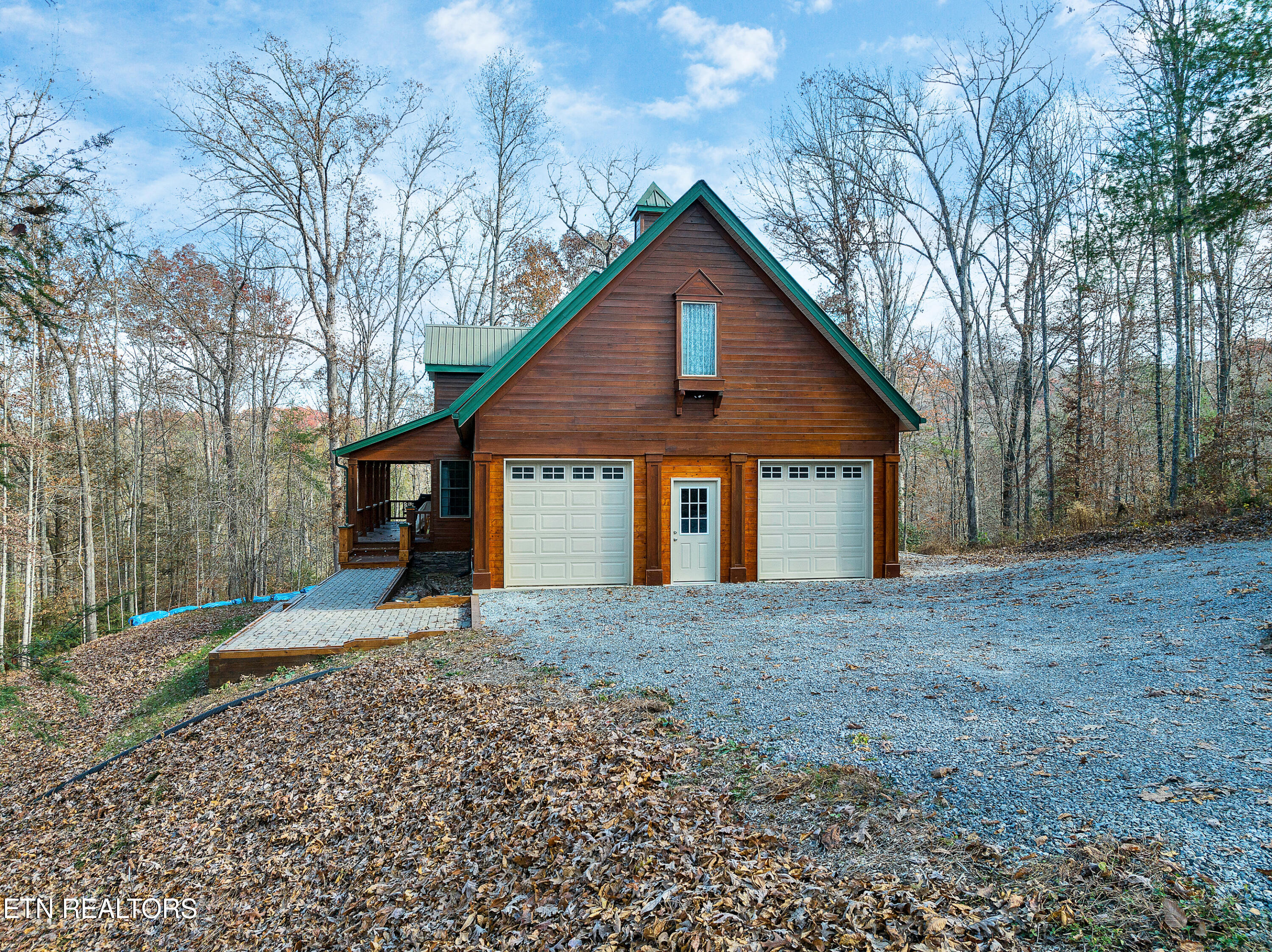 1801 Grouse Top Rd Property Photo 3