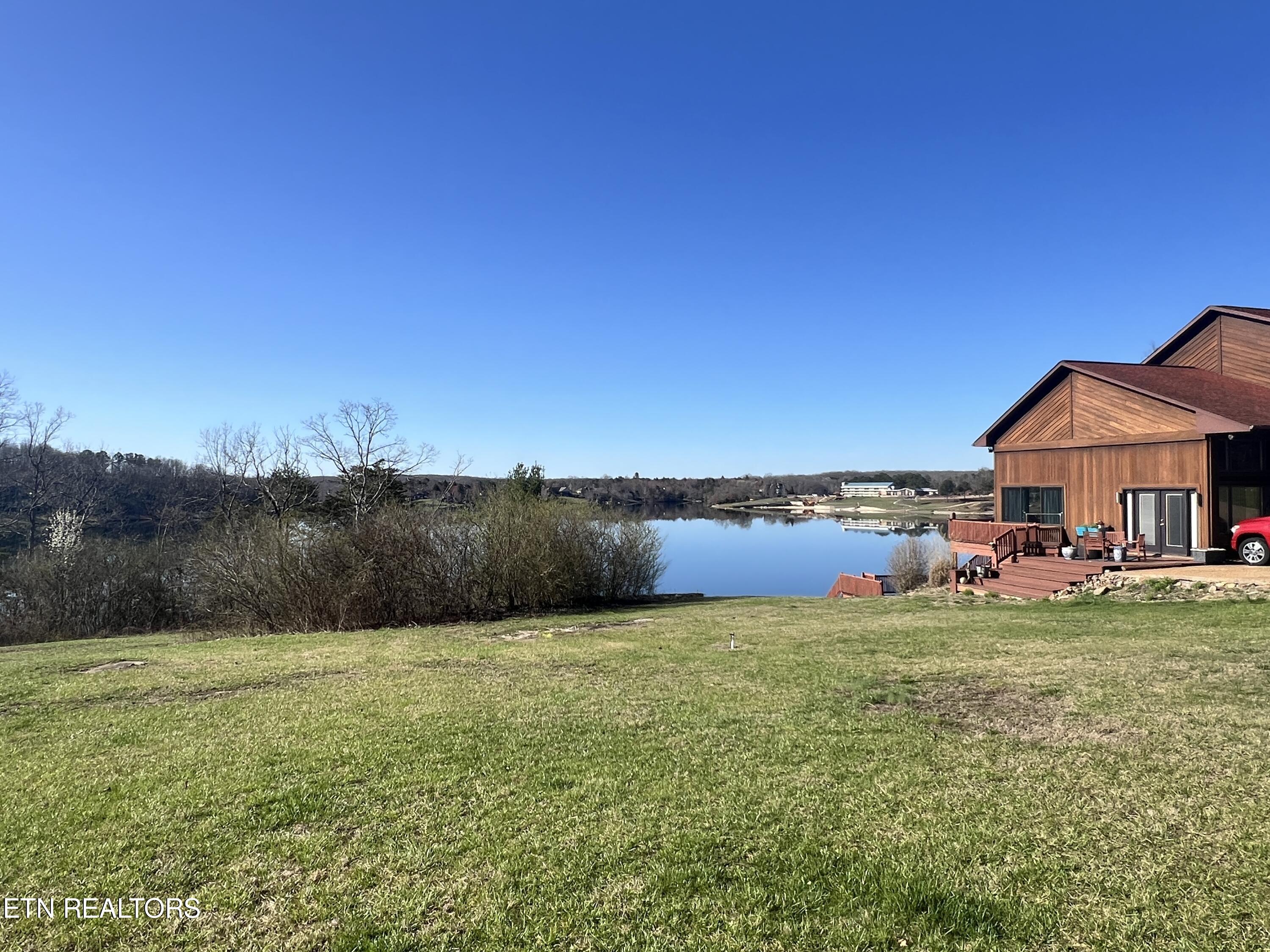 Waterview Drive Property Photo 4