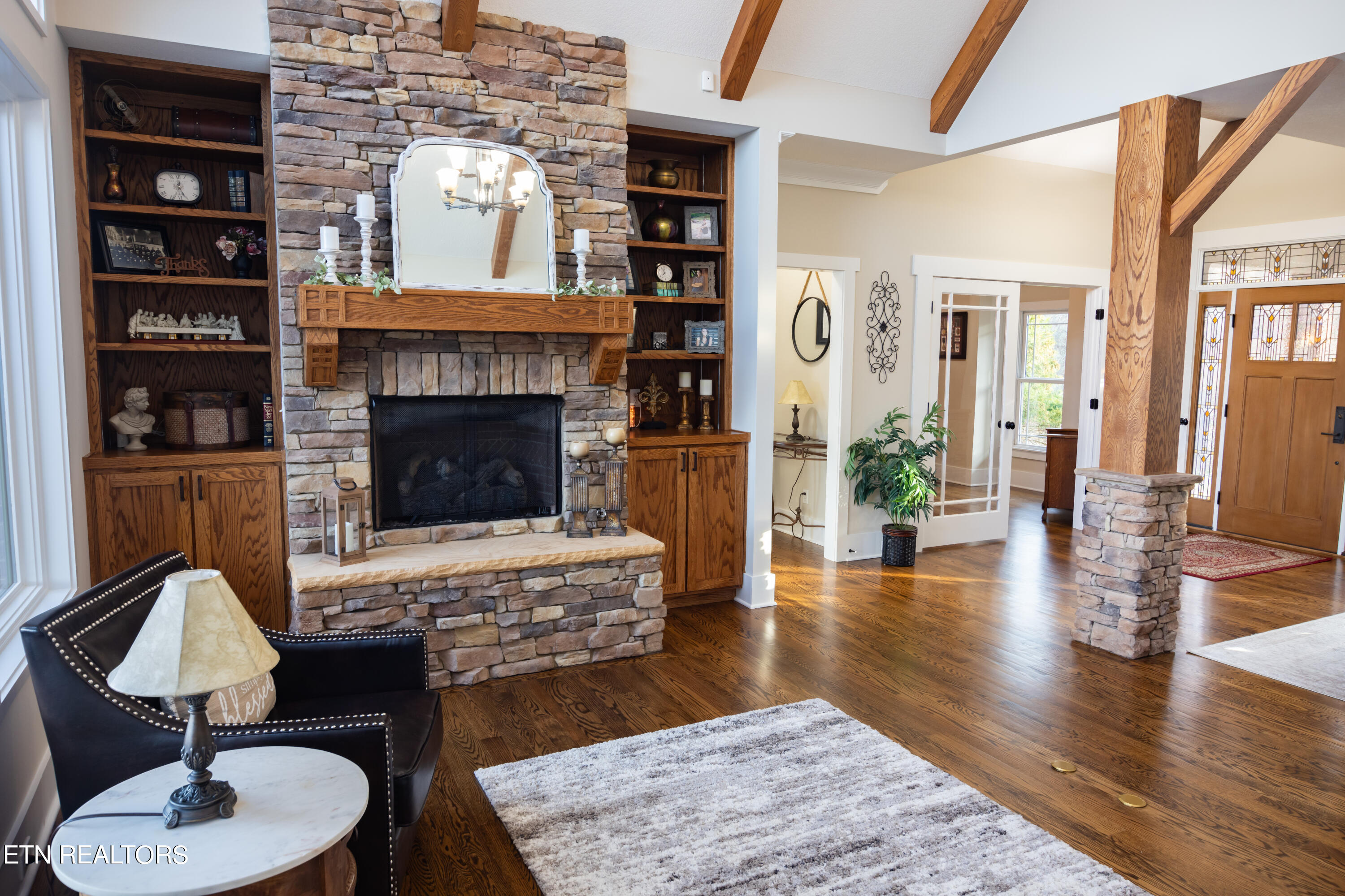 485 Quiet River Lane Property Photo 14