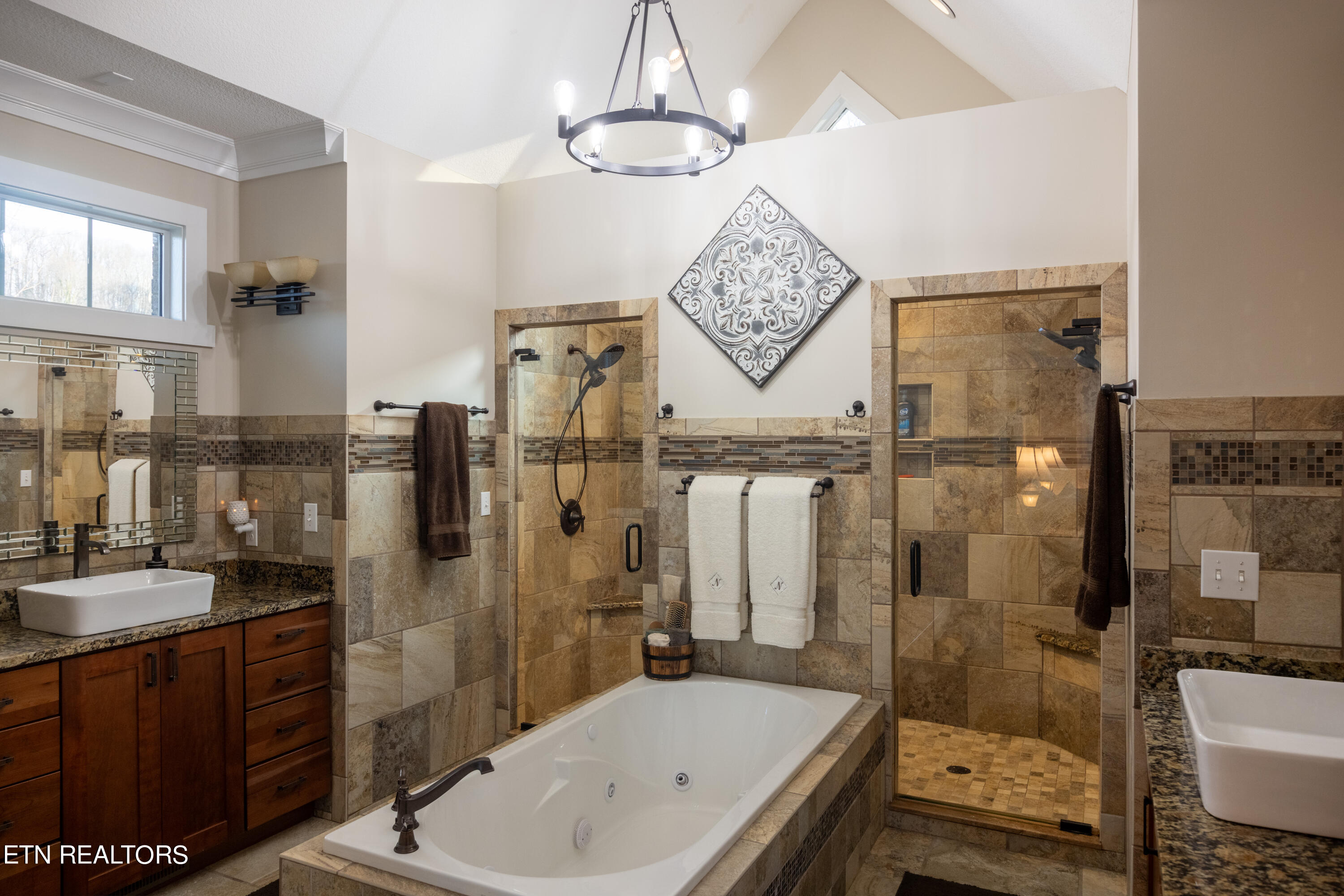 485 Quiet River Lane Property Photo 19