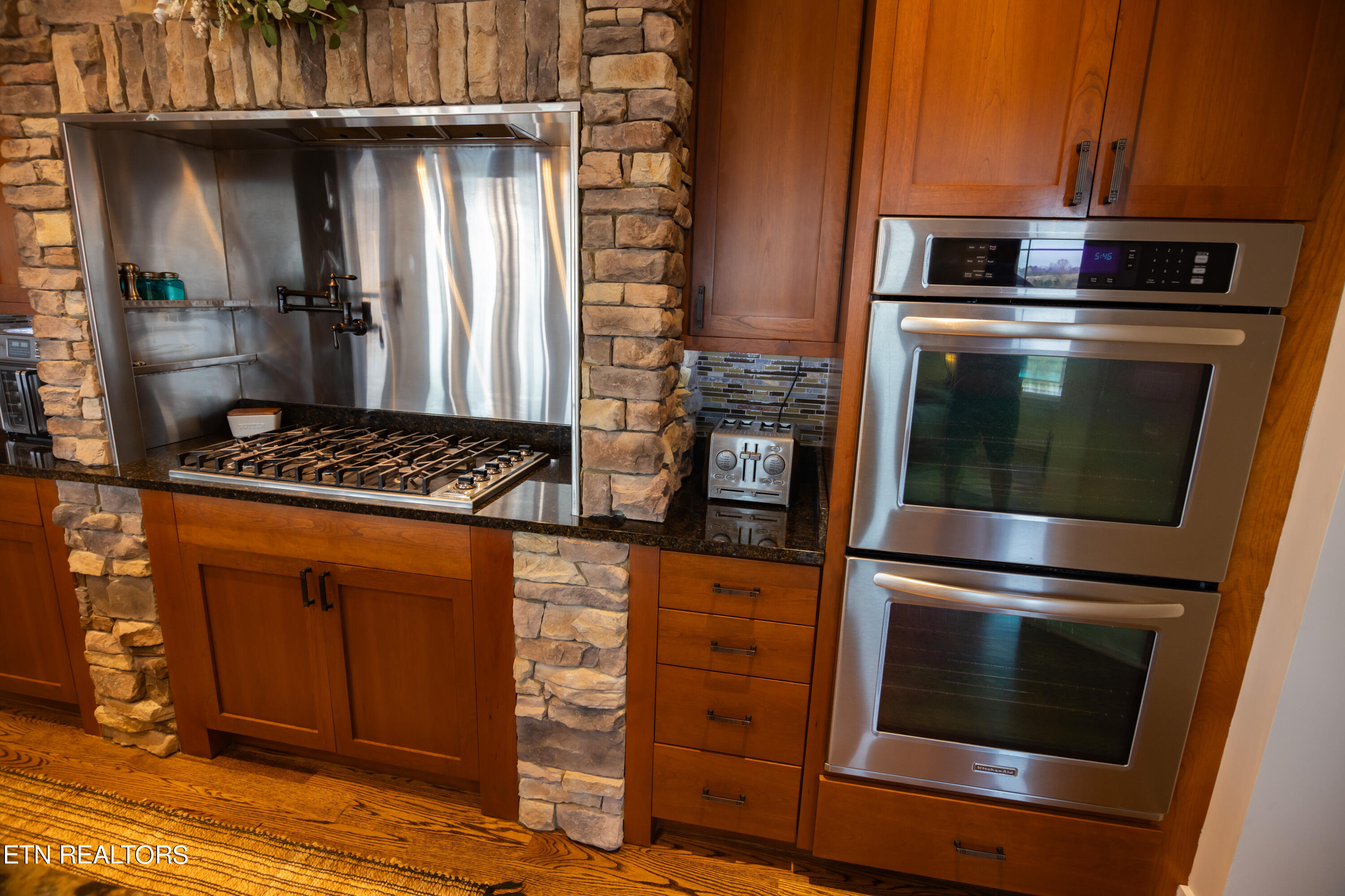 485 Quiet River Lane Property Photo 26
