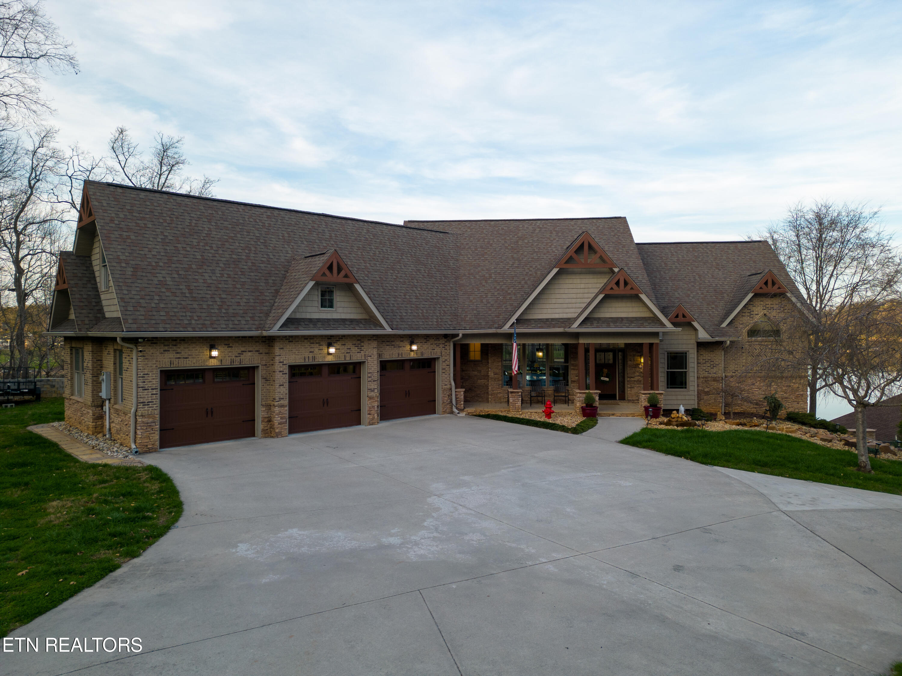 485 Quiet River Lane Property Photo 60