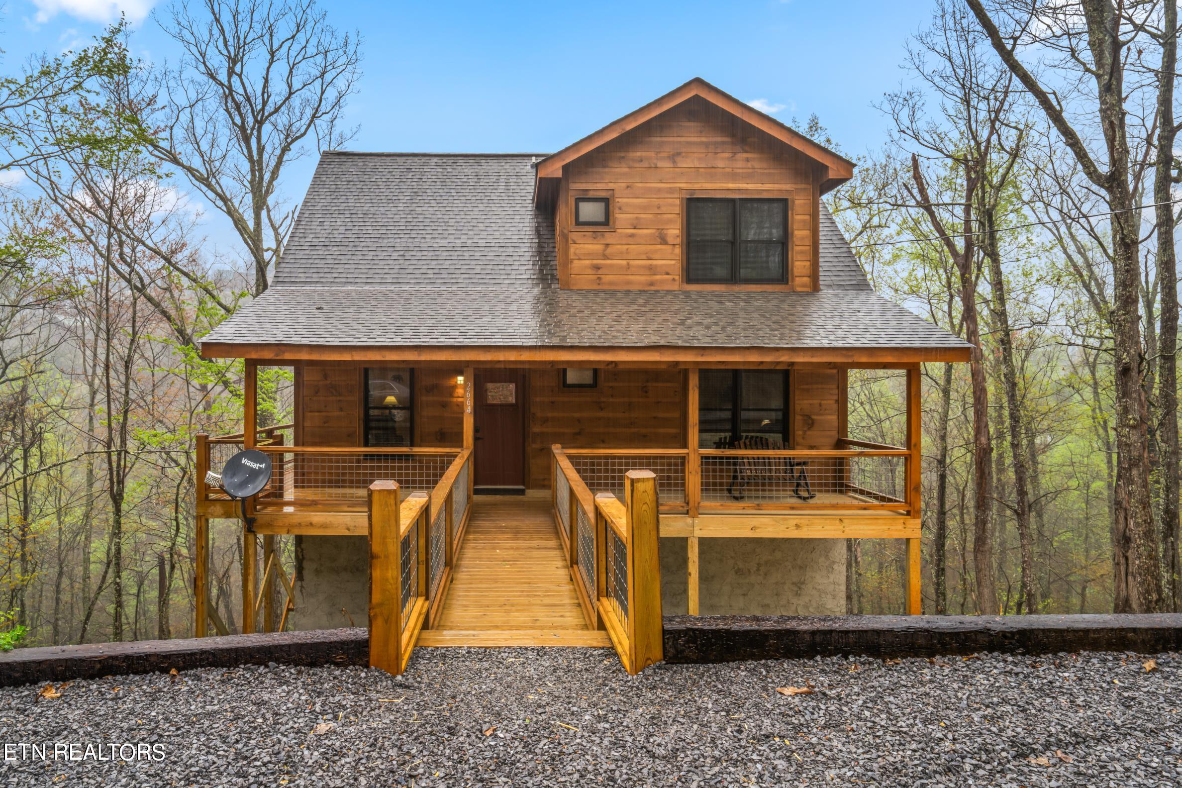 2664 Hatcher Mountain Rd Property Photo 1