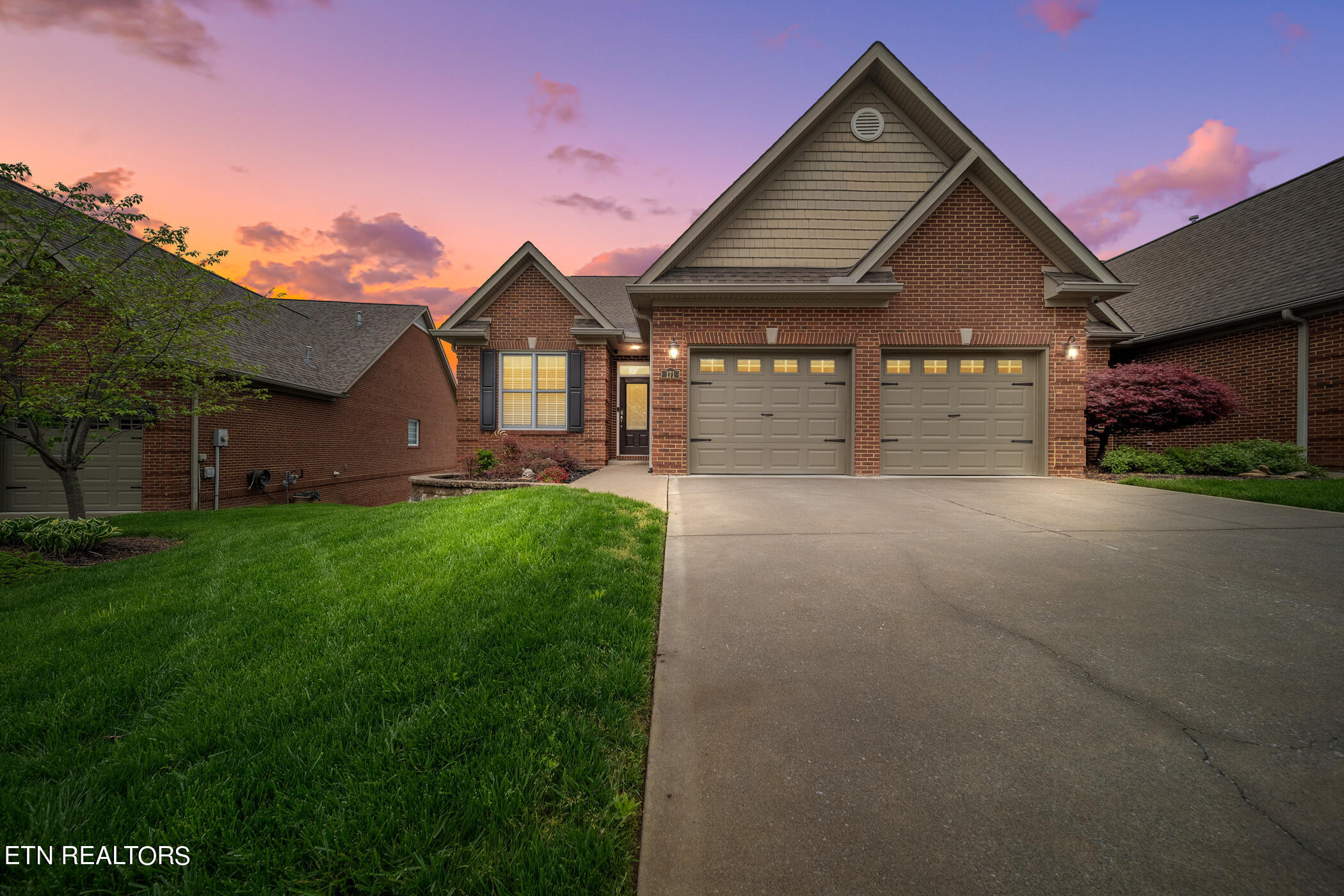 171 Waterford Circle Property Photo 2