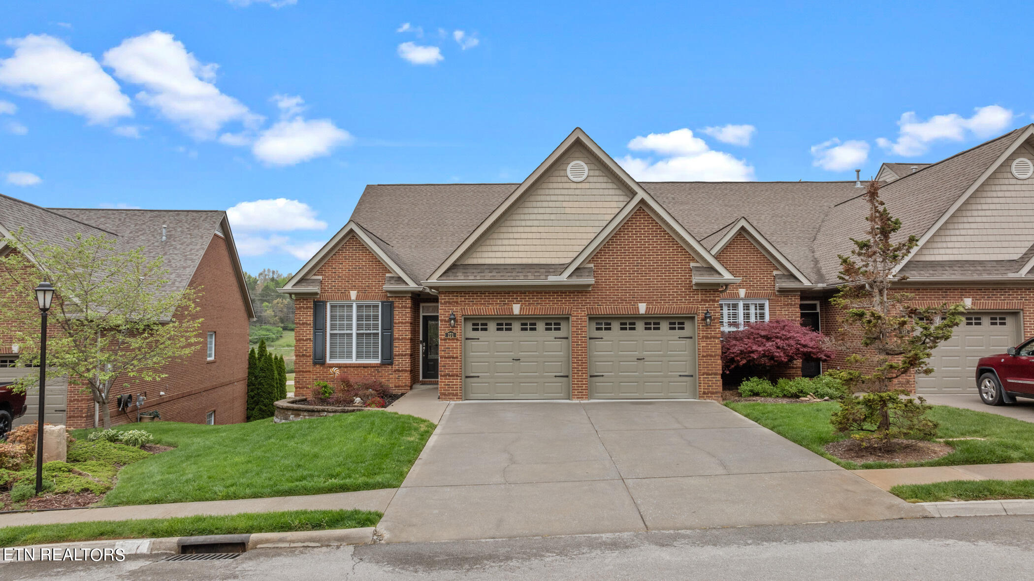 171 Waterford Circle Property Photo 3