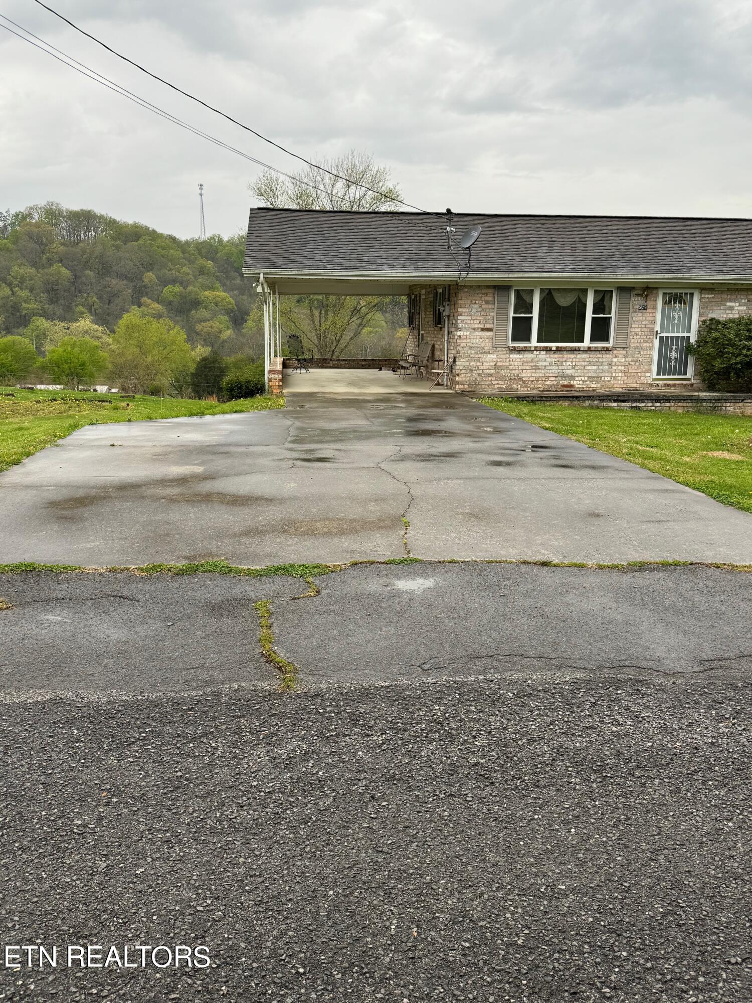 529 Vinson Drive Property Photo 4