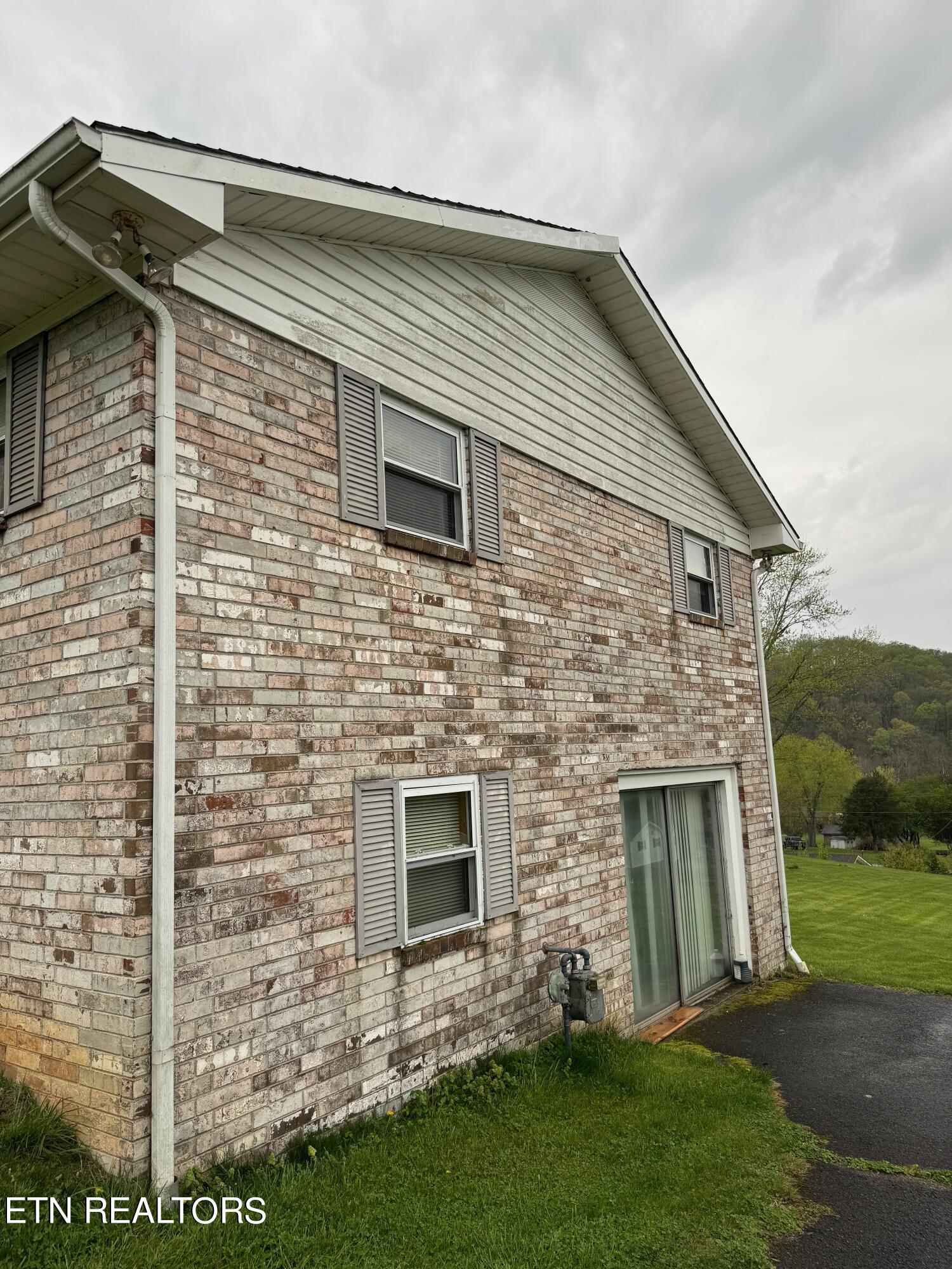 529 Vinson Drive Property Photo 8