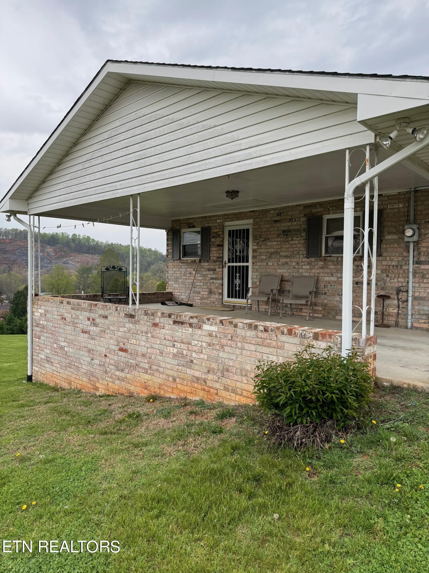 529 Vinson Drive Property Photo 13