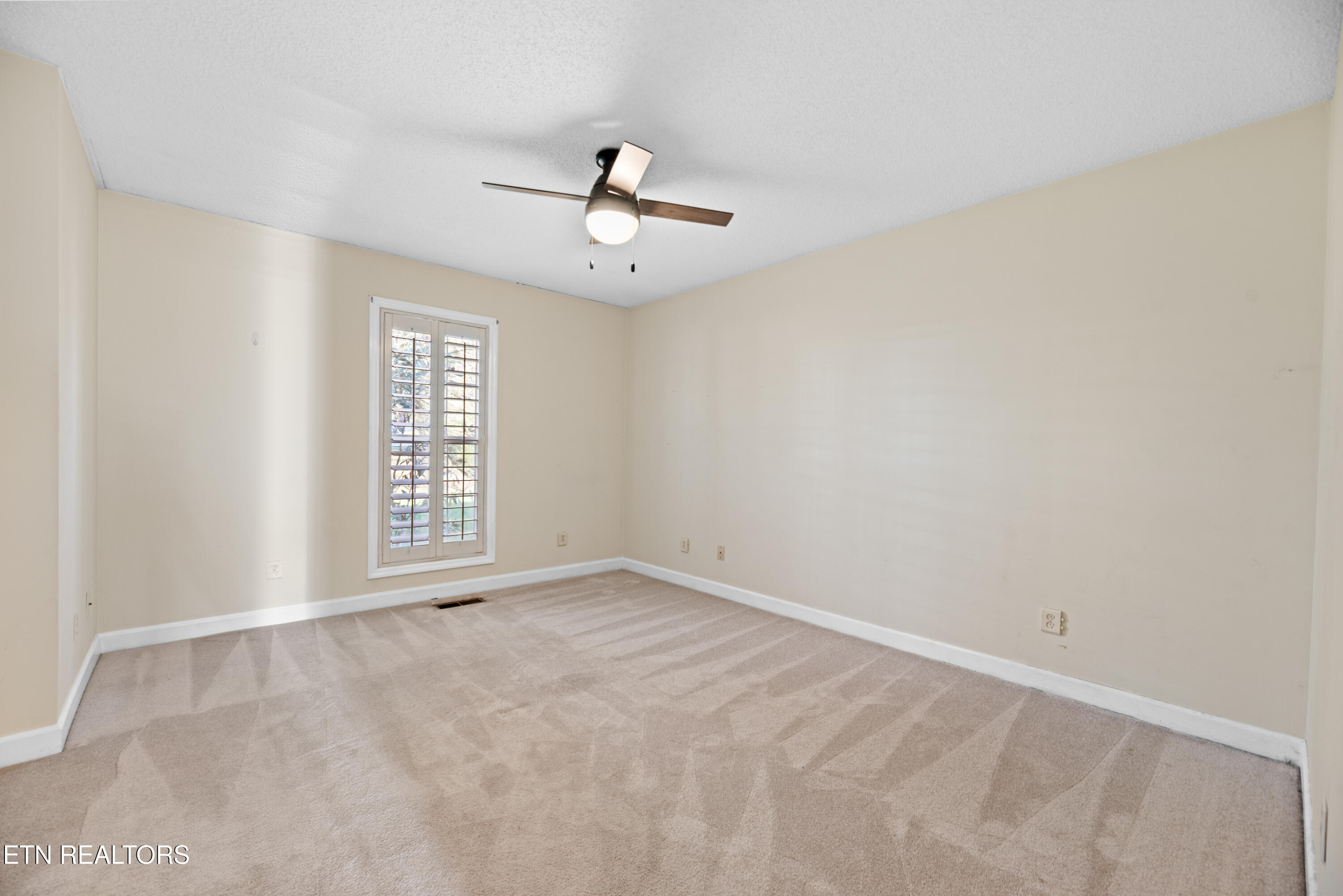 1244 River Oaks Drive Property Photo 16