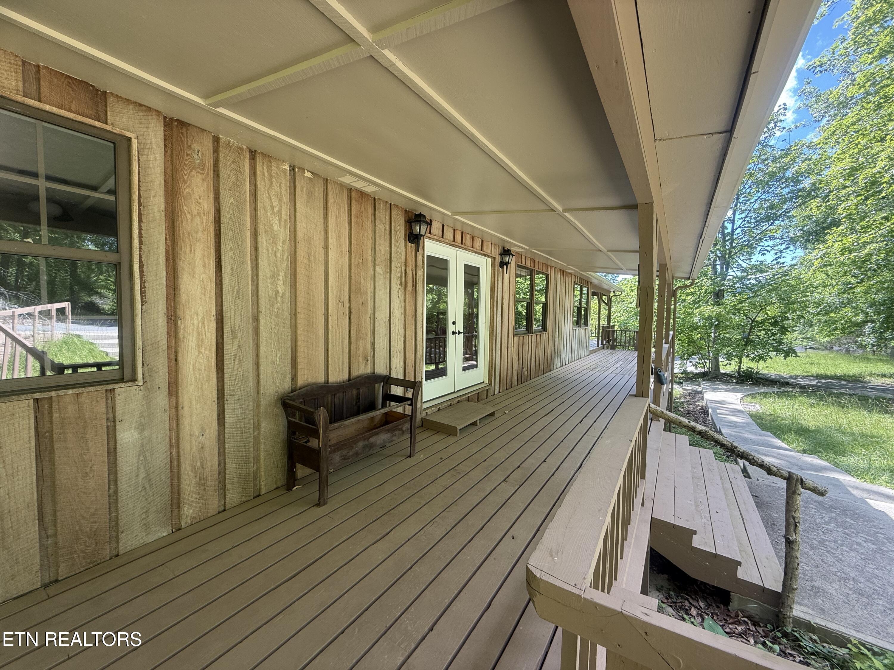 555 Lake Lane Property Photo 13