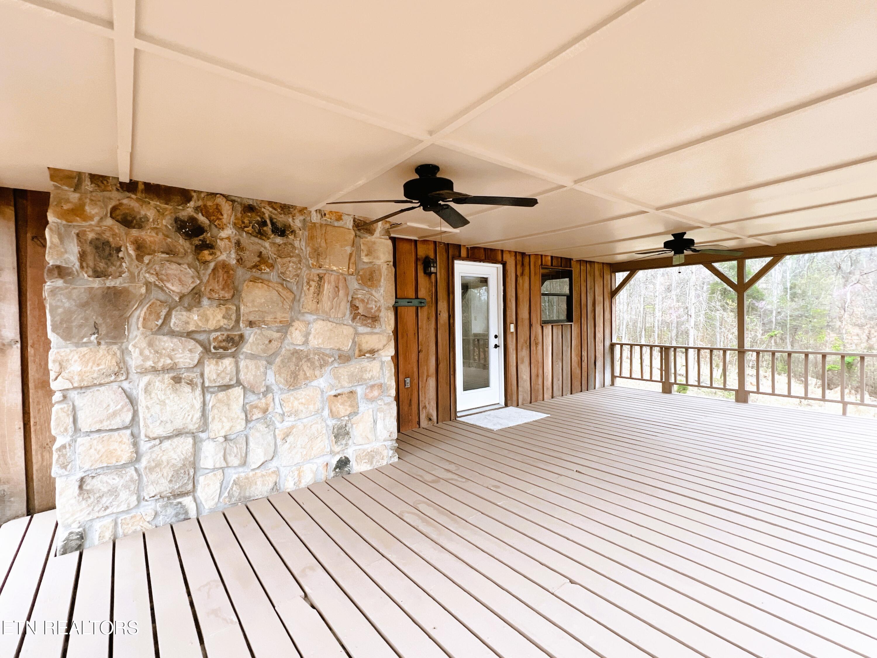 555 Lake Lane Property Photo 15