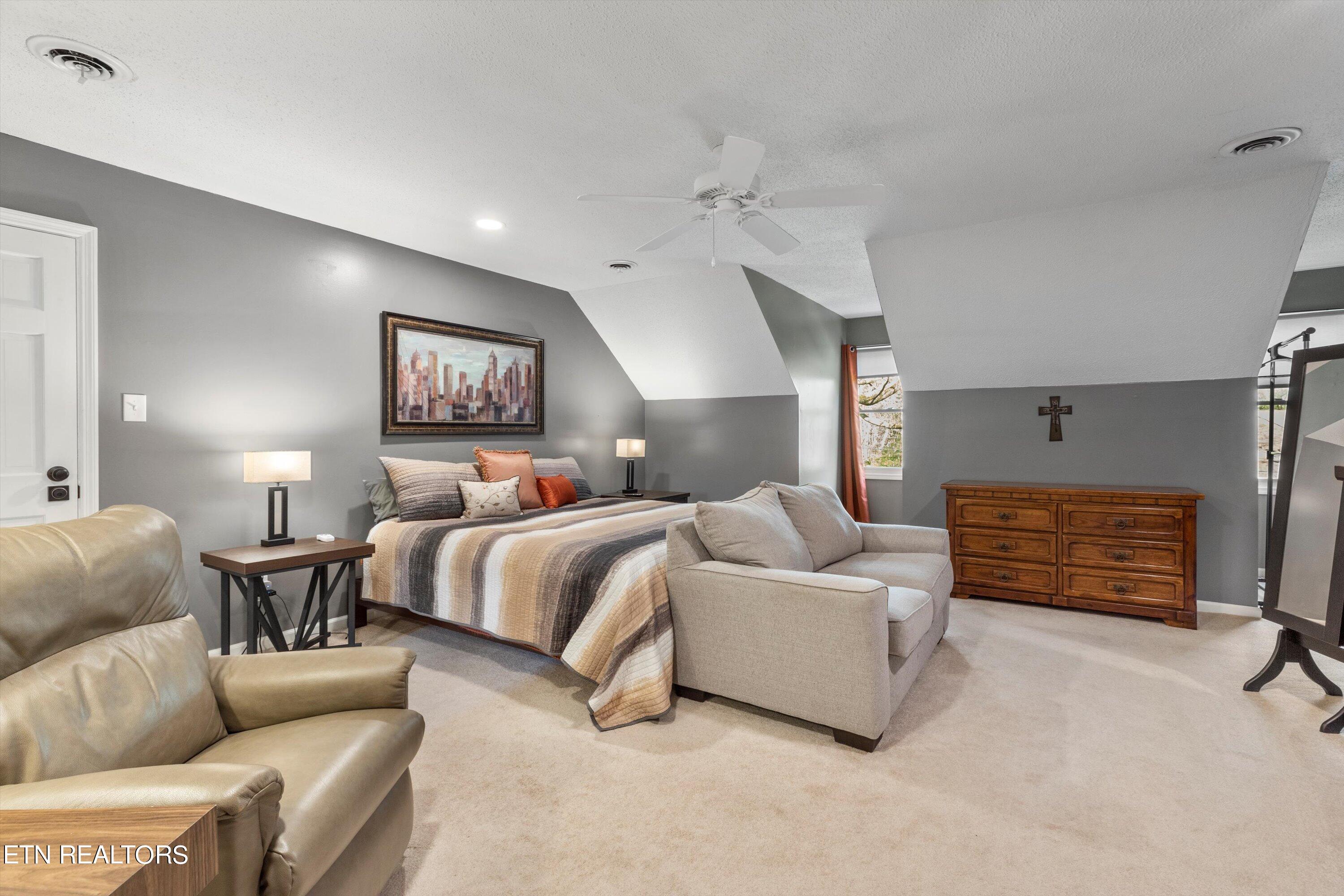 7816 Timber Glow Tr Property Photo 26