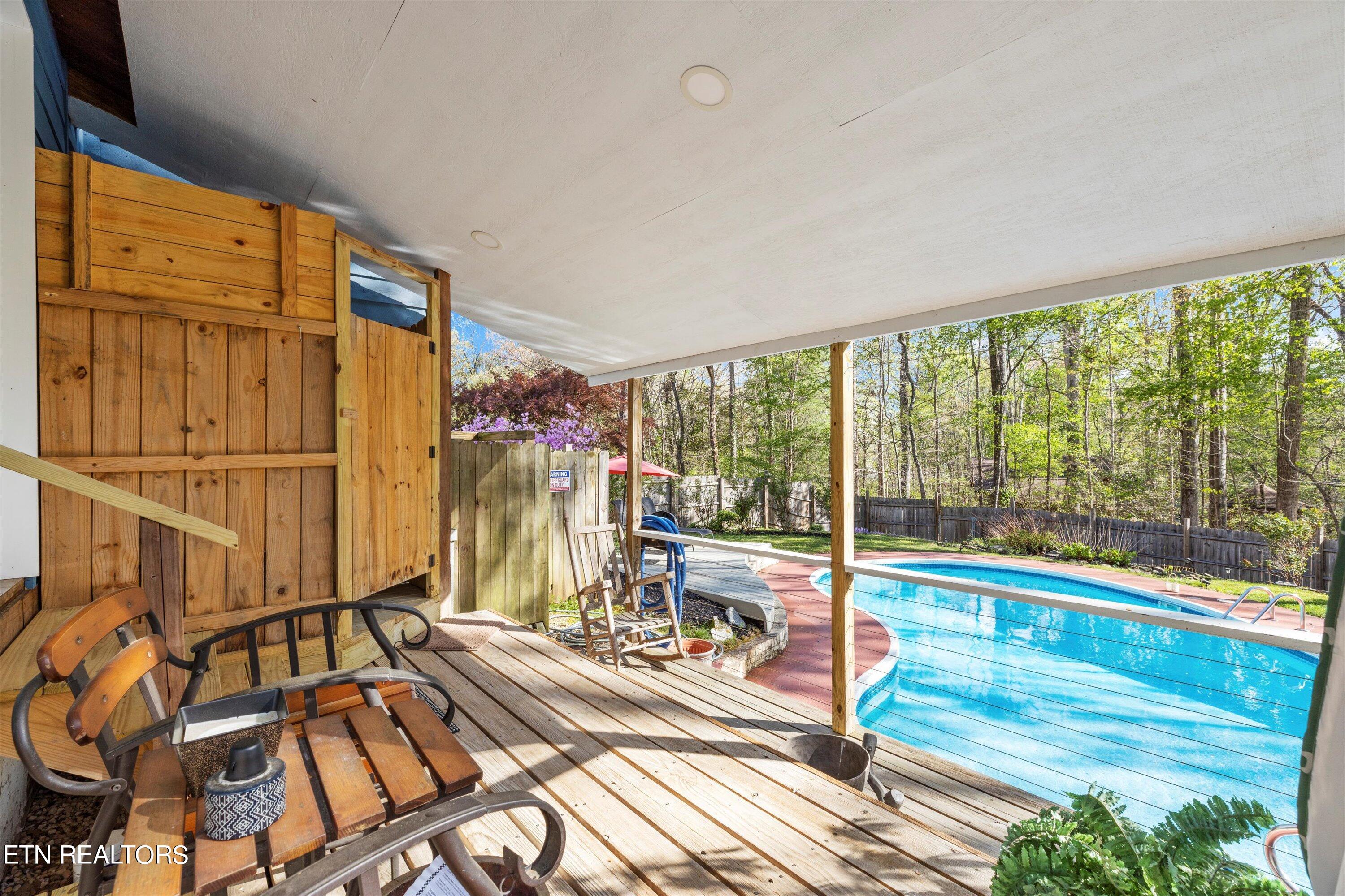 7816 Timber Glow Tr Property Photo 47