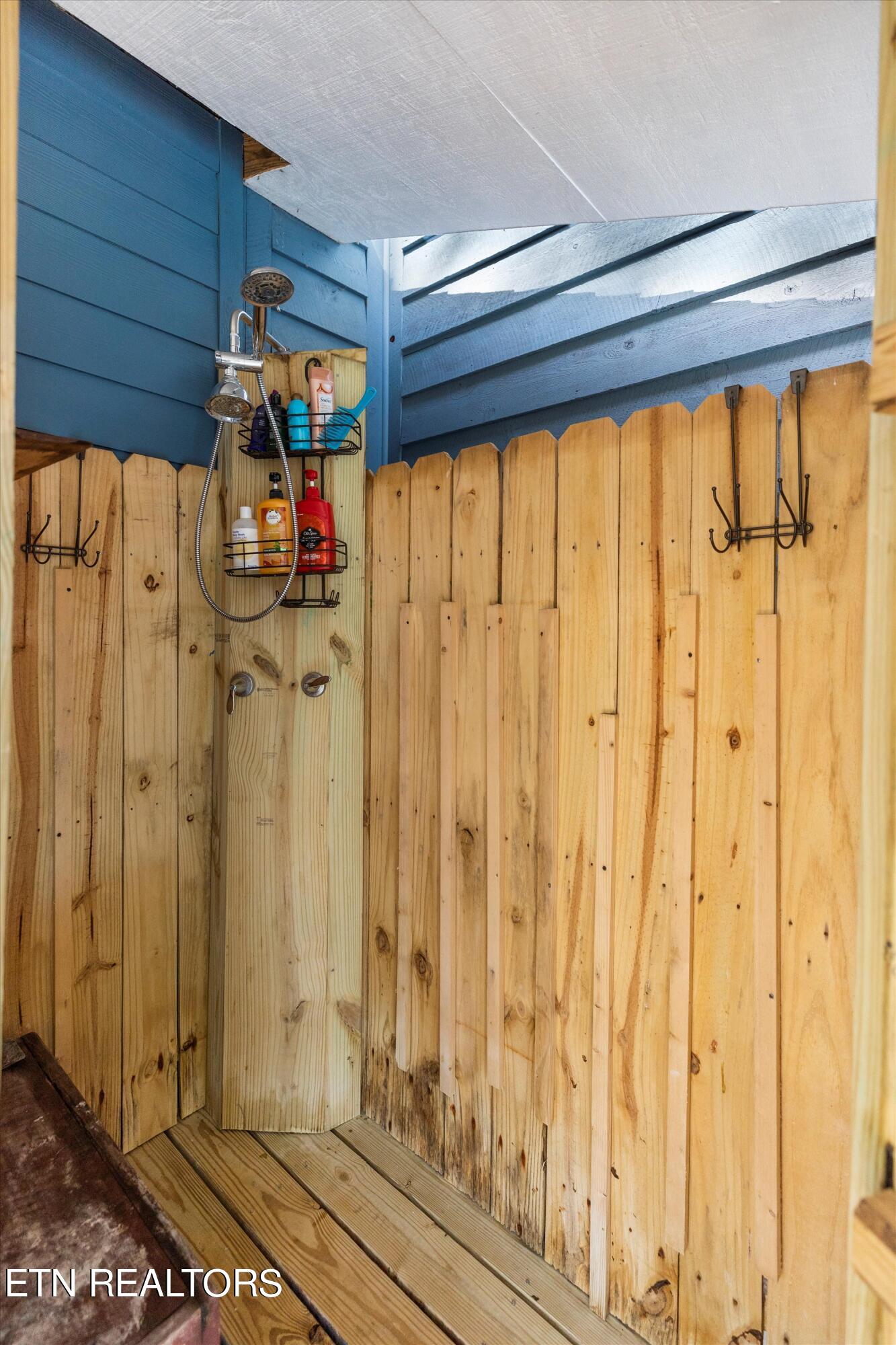 7816 Timber Glow Tr Property Photo 48