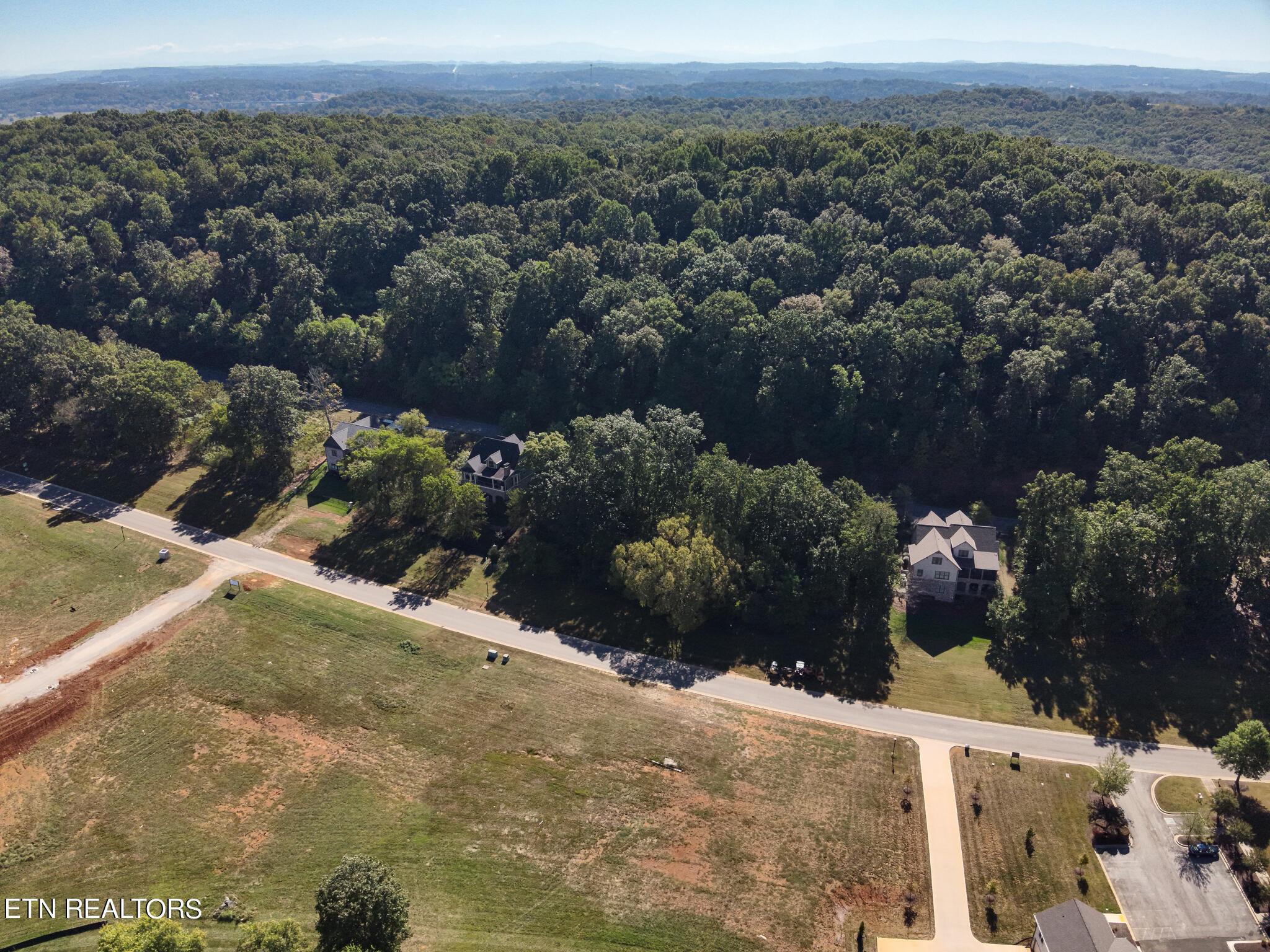 585 Black Cove Lane Property Photo 8