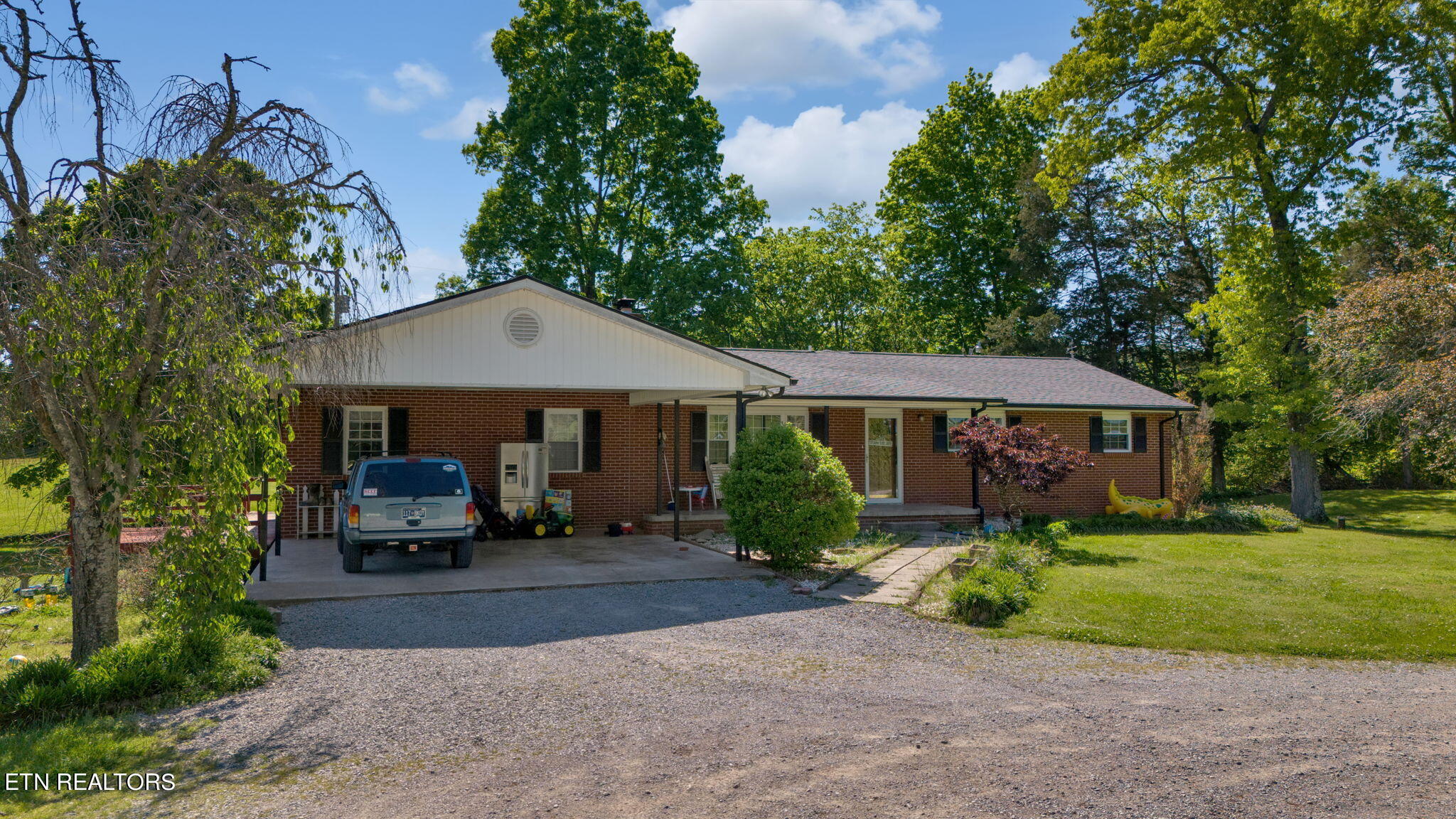 110 Hughes Lane Property Photo 2