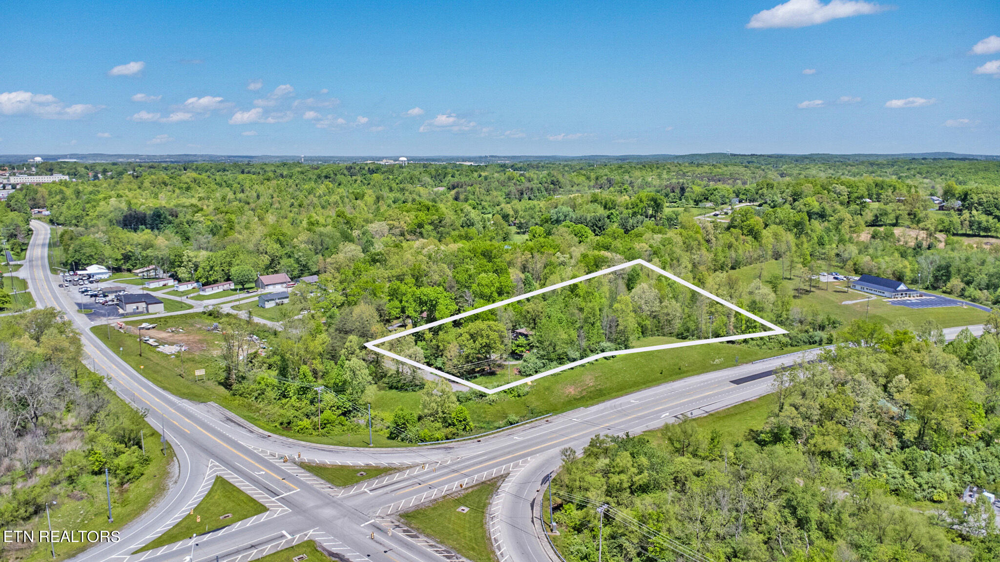 175 County Seat Rd Property Photo