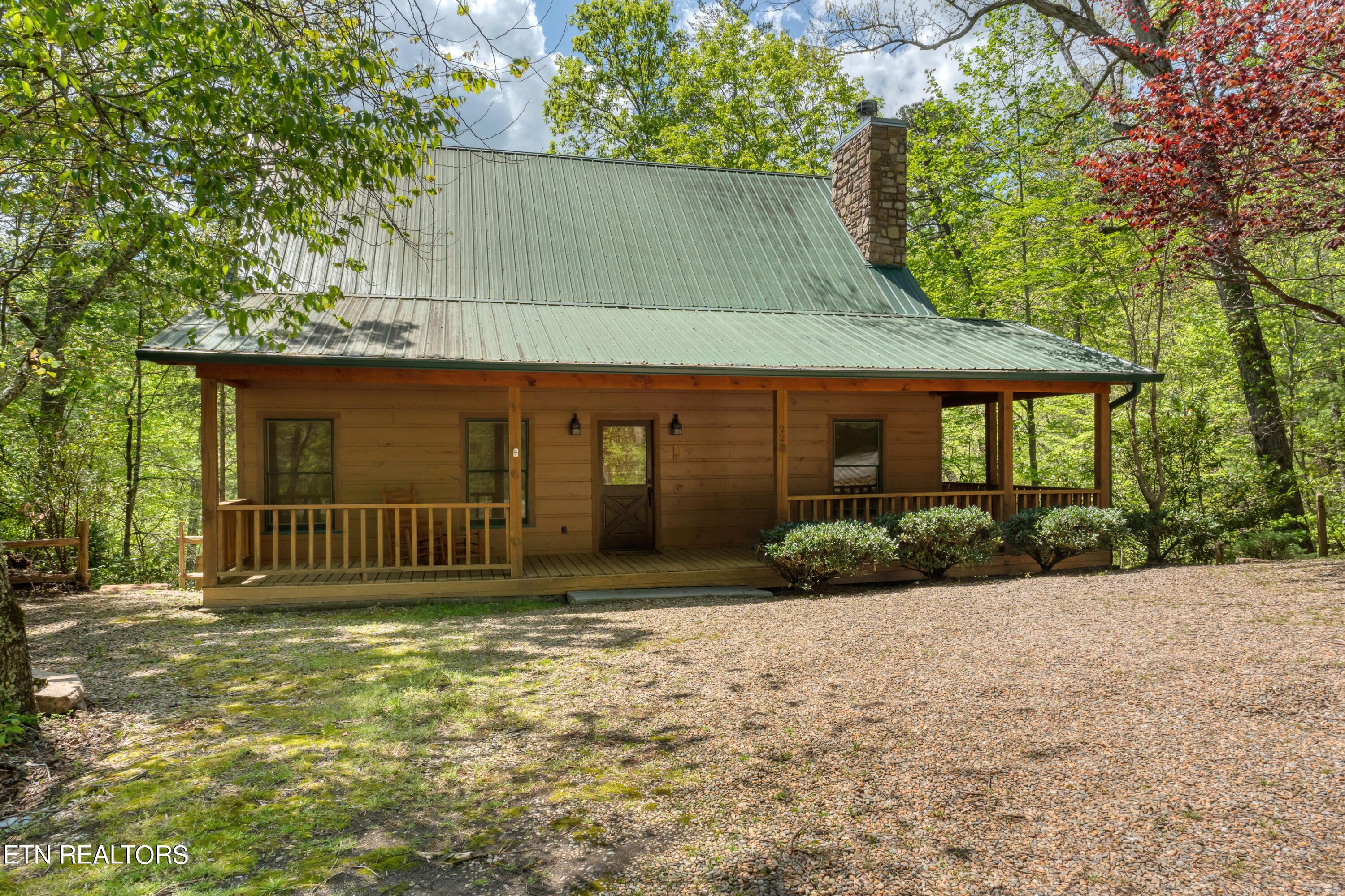 223 Cutter Gap Rd Property Photo 1