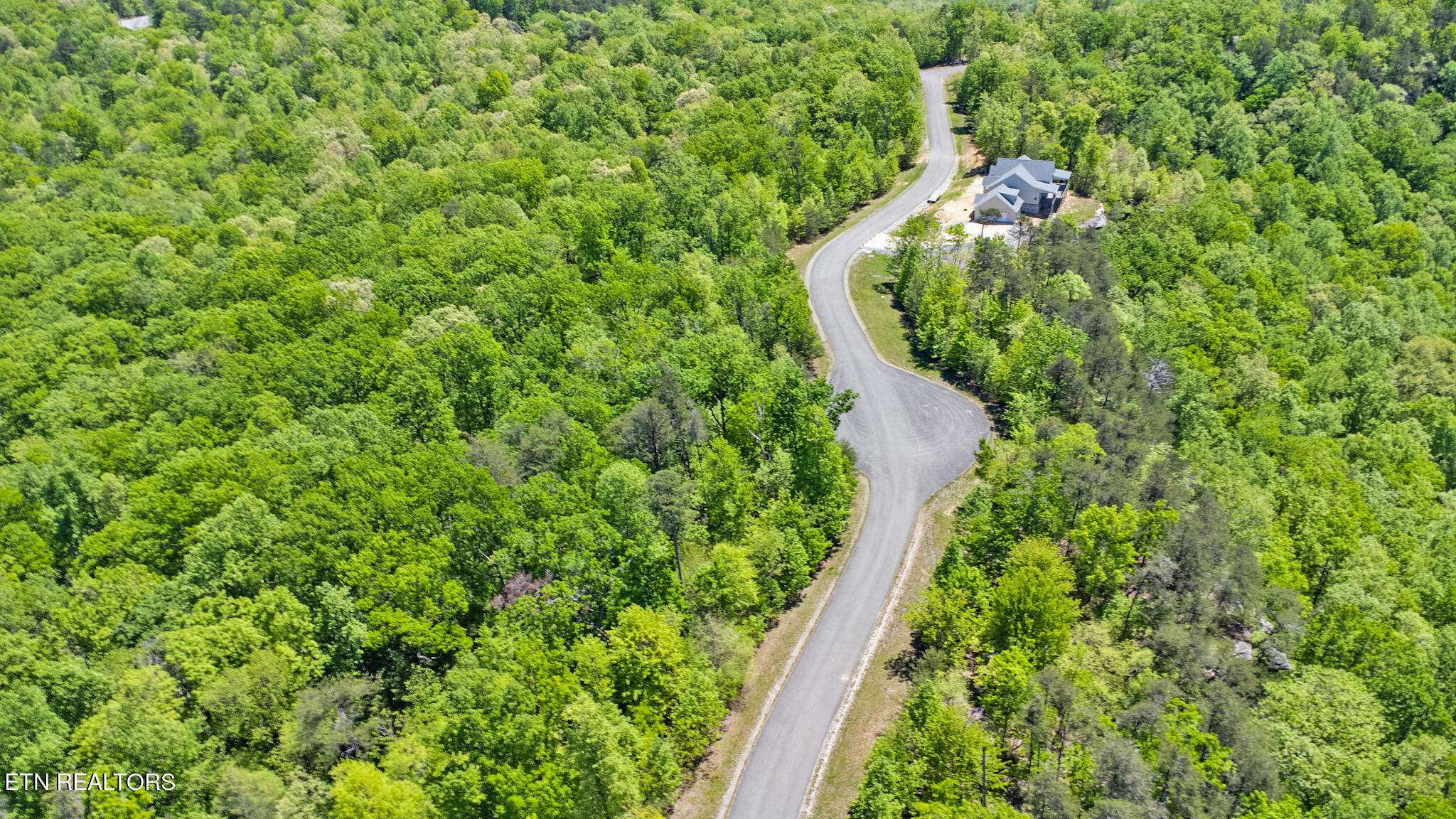 1228 Wind Rush Way Property Photo 9