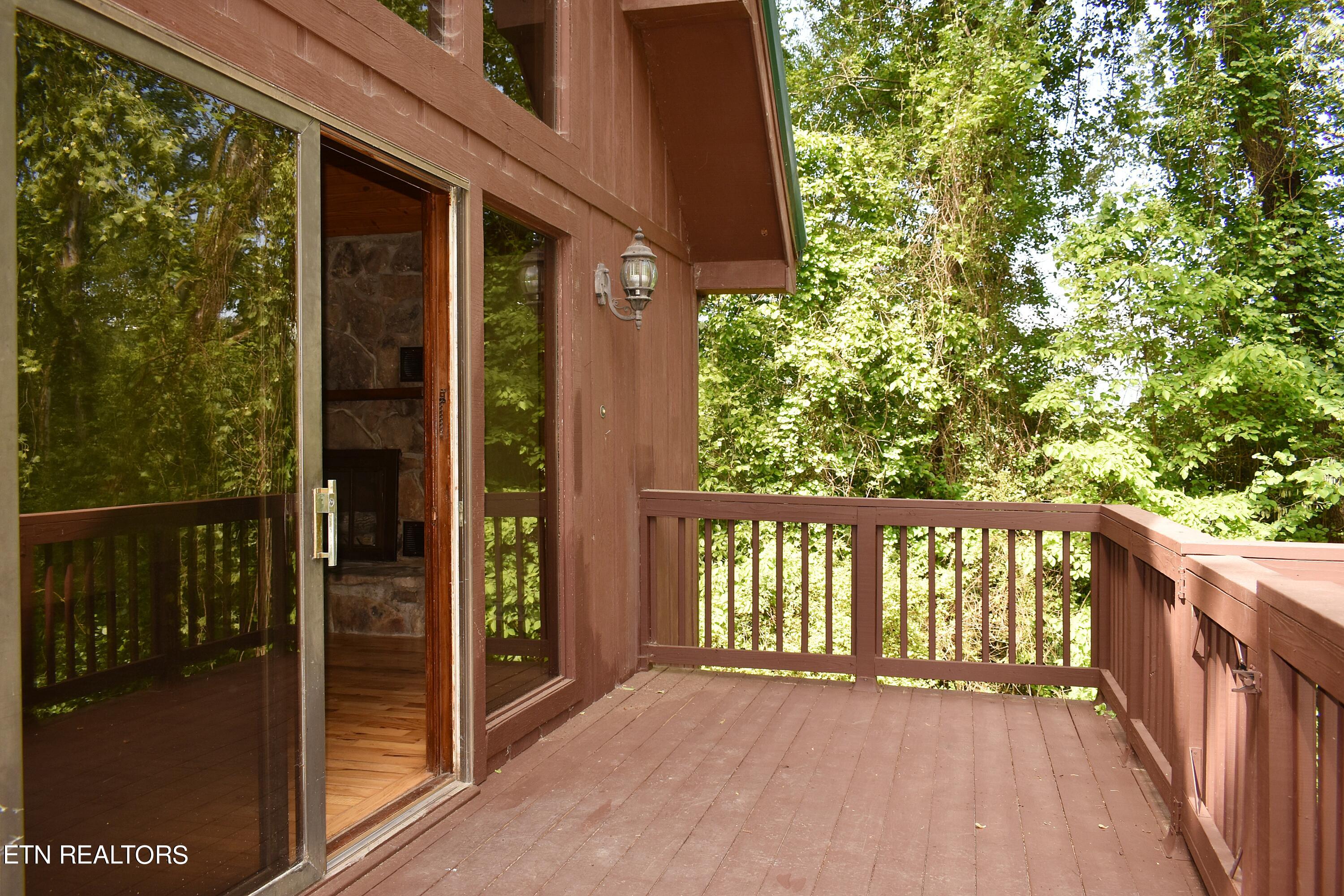 515 Englewood Rd Property Photo 20