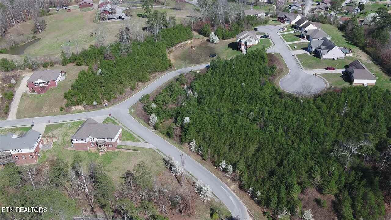 112 Nicole Drive Property Photo 16