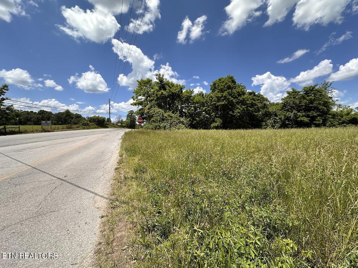 1ac Round Mountain Rd Property Photo 2