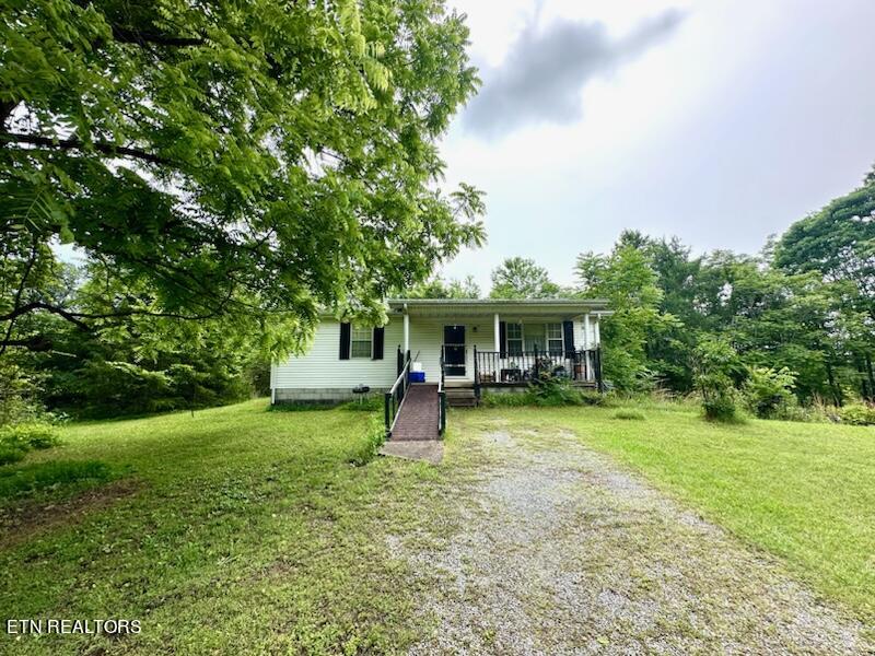 2140 New Hope Rd Property Photo