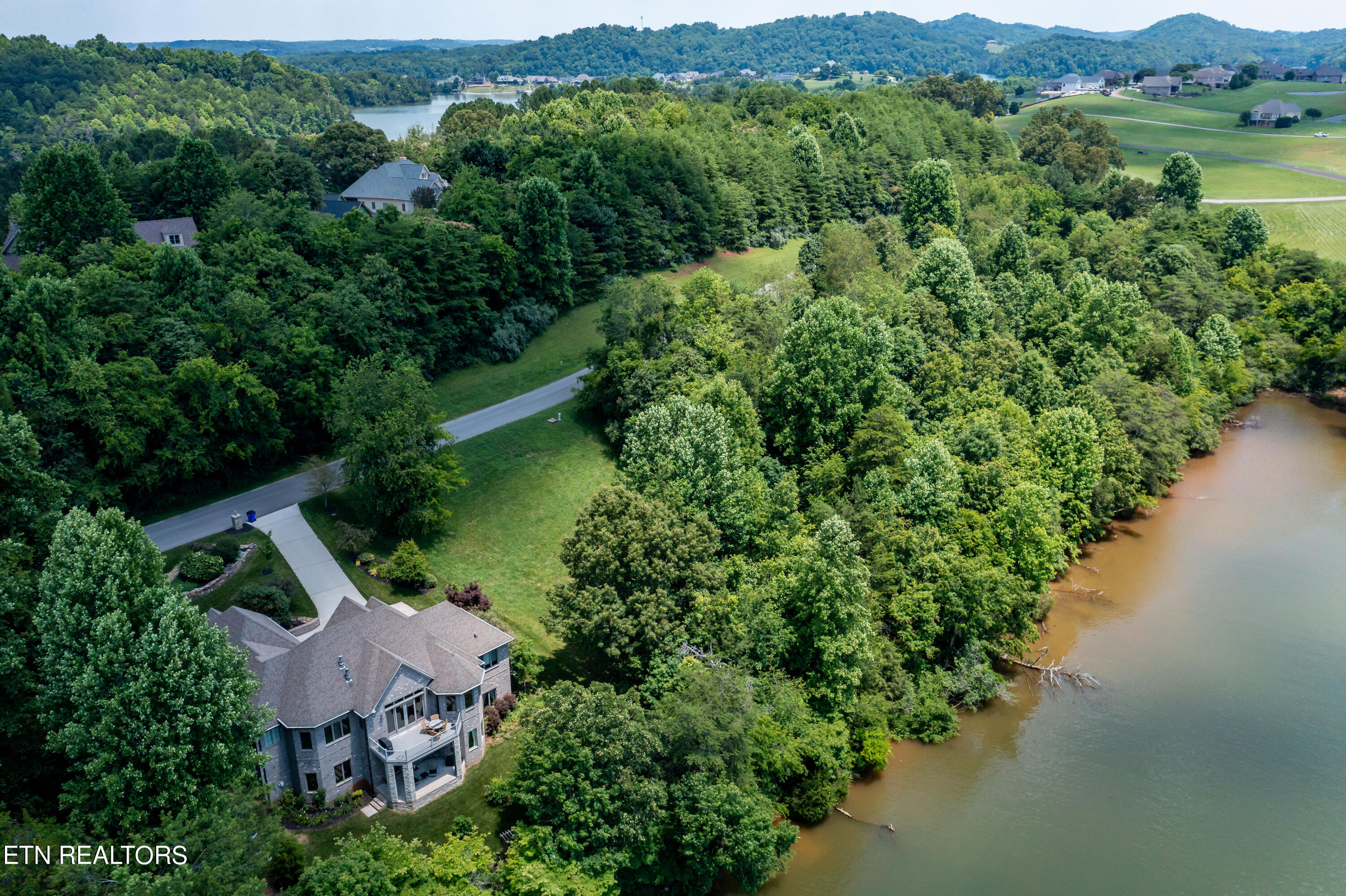 430 Marsh Hawk Drive Property Photo 10