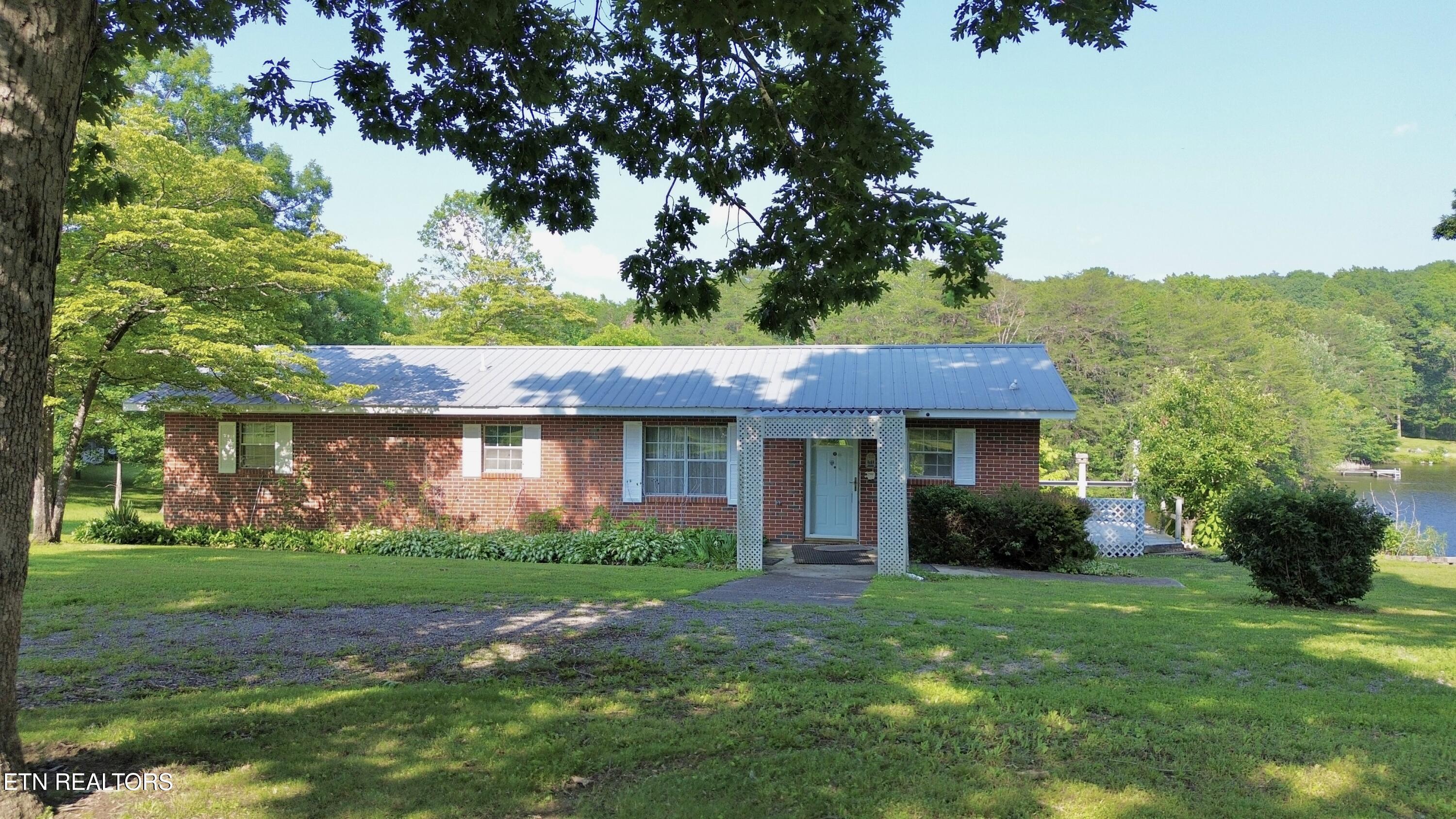 115 Lake Shore Drive Property Photo 1