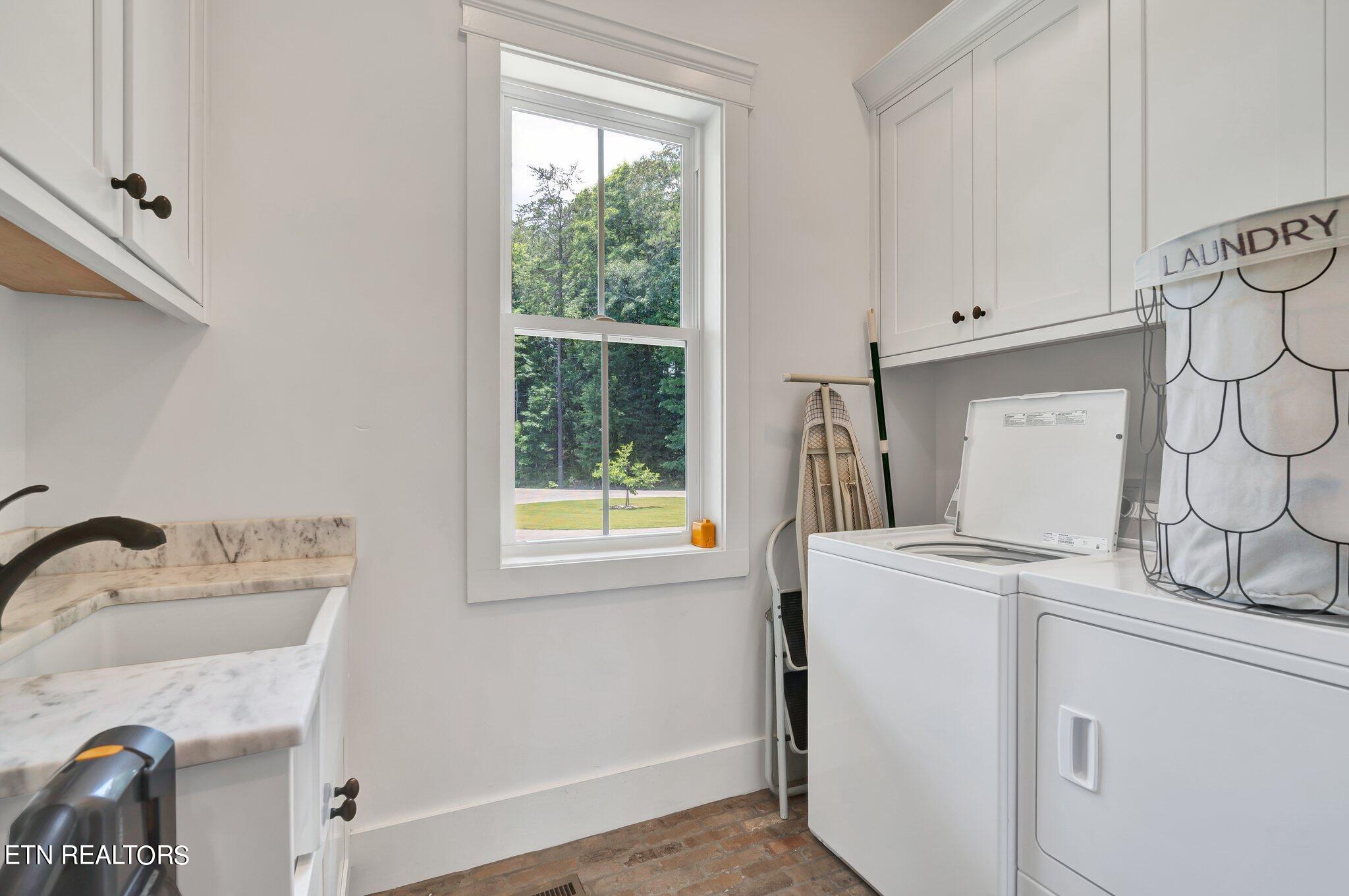 406 Pine Hill Rd Property Photo 22