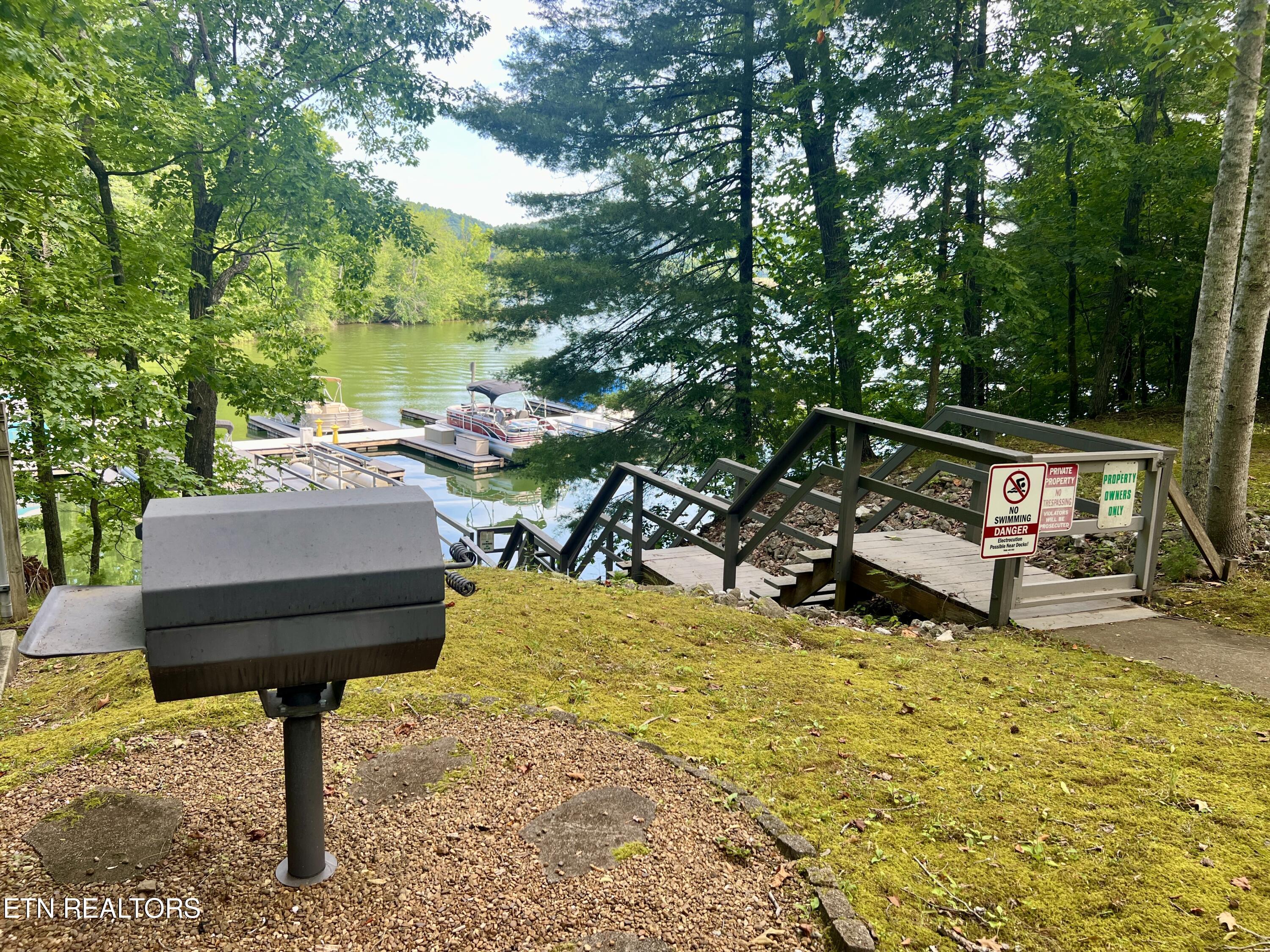 210 Crystal Springs Rd Property Photo 10