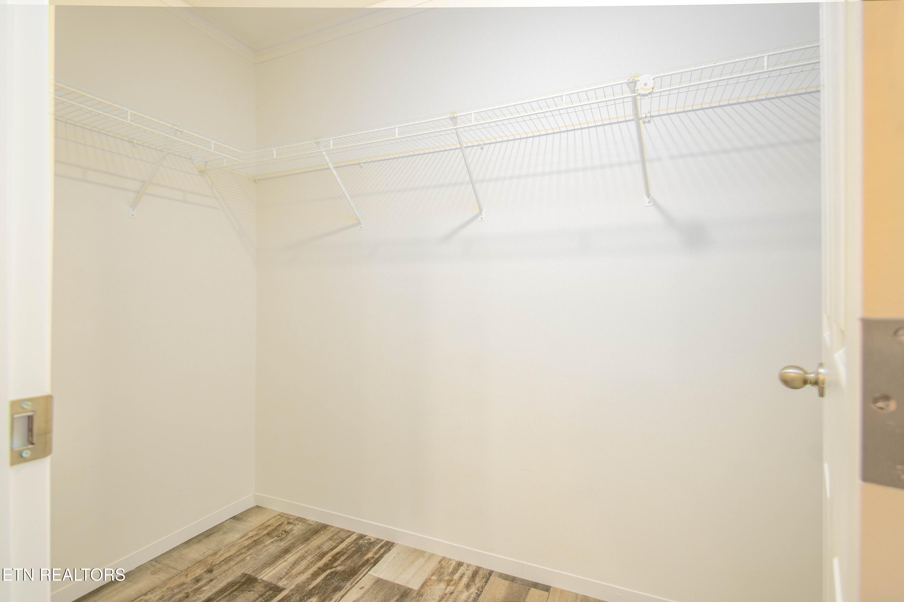 607 Amerine Rd Property Photo 16