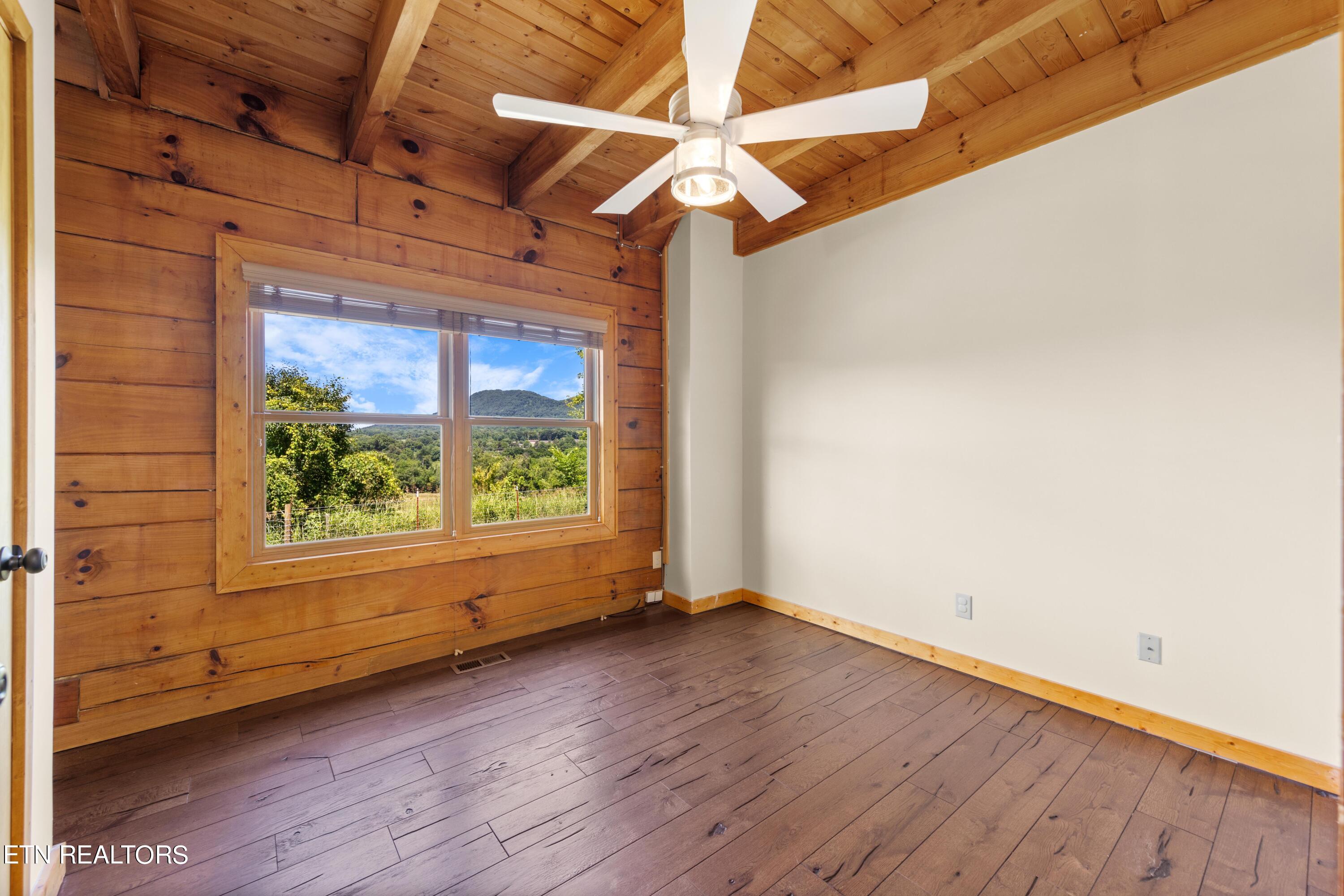 850 Mynatt Drive Property Photo 11