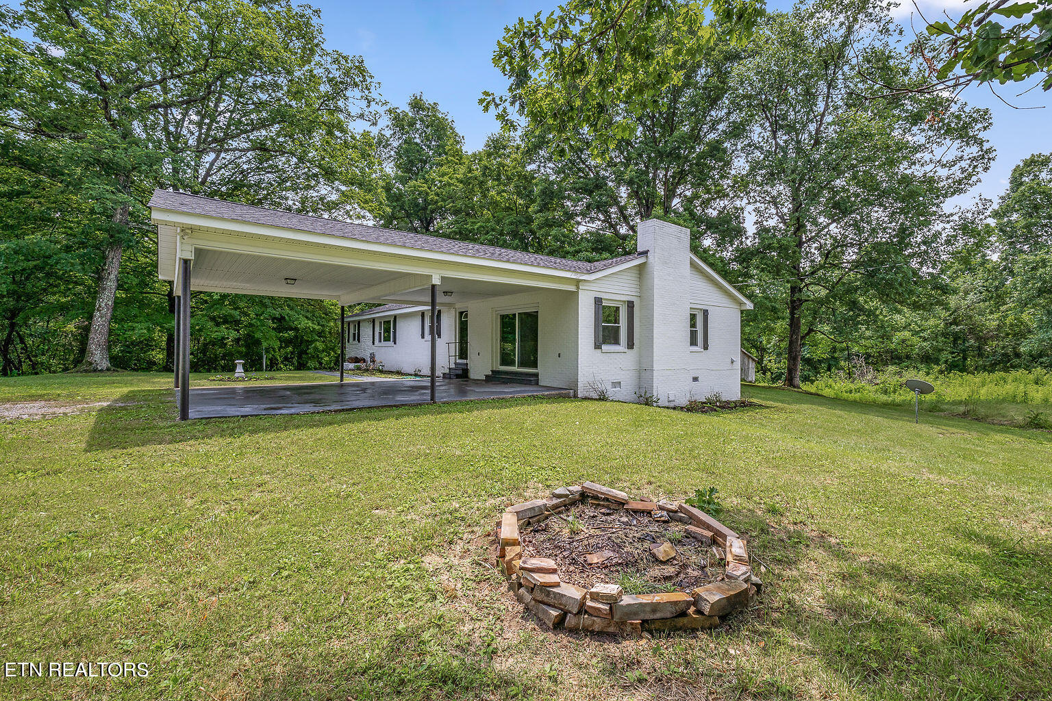 3571 Sparta Hwy Property Photo 5