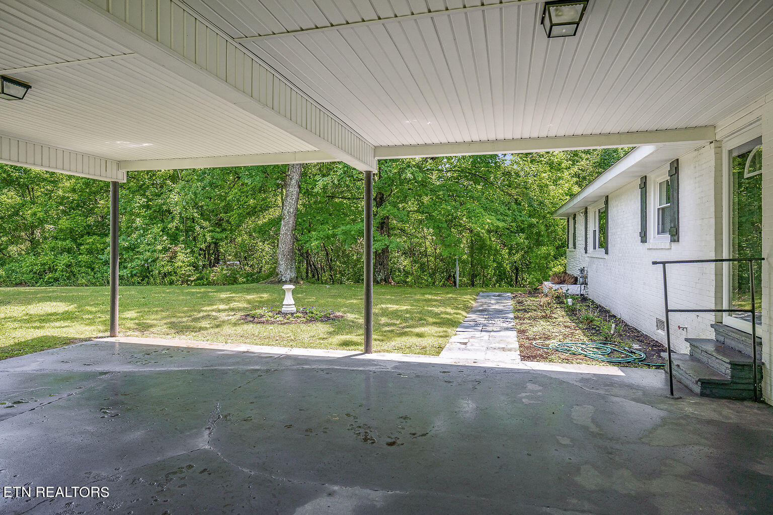3571 Sparta Hwy Property Photo 7