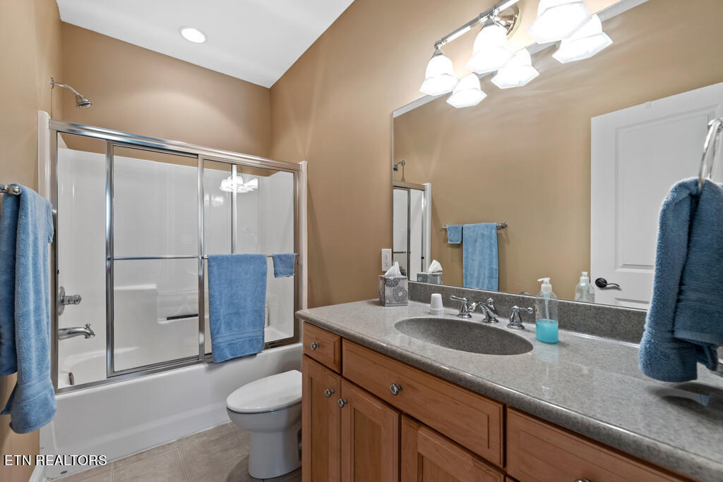 120 Fox Glen Lane Property Photo 39