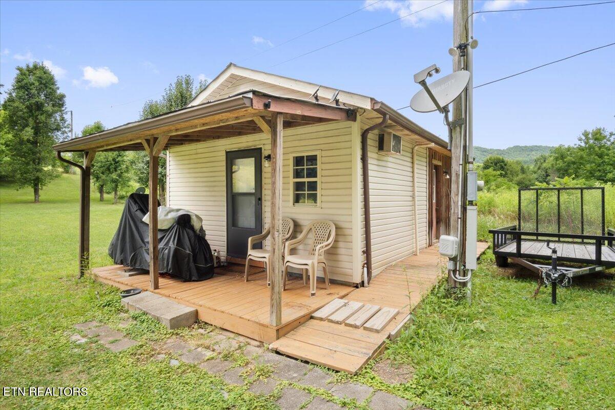 512 Lizzie Lane Property Photo 15