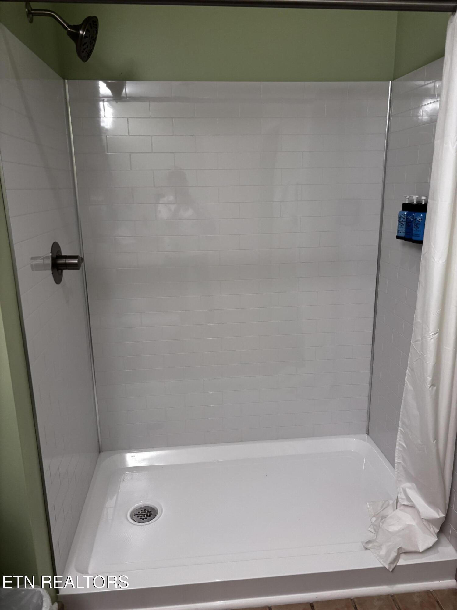 225 Collier Drive Property Photo 15
