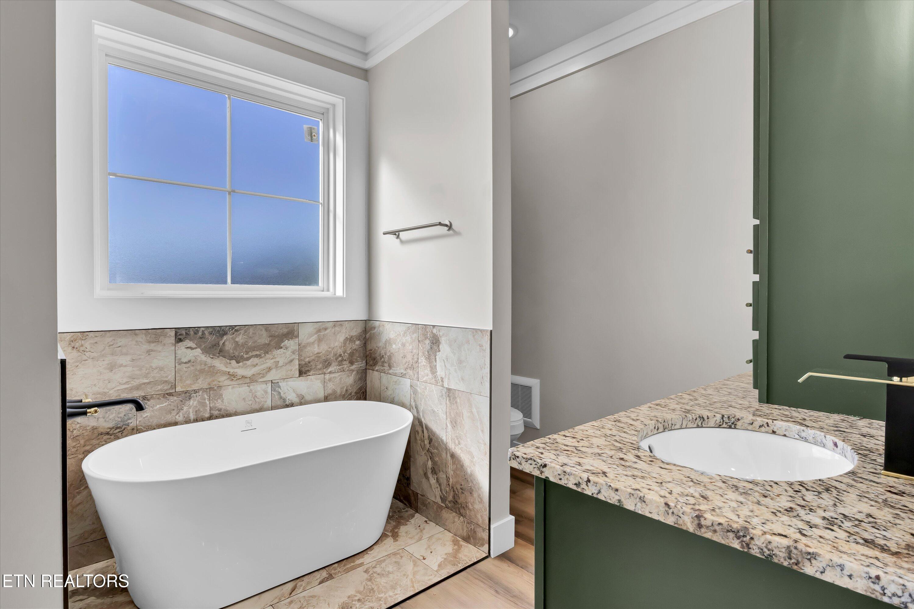 2409 Iron Forge Way Property Photo 18