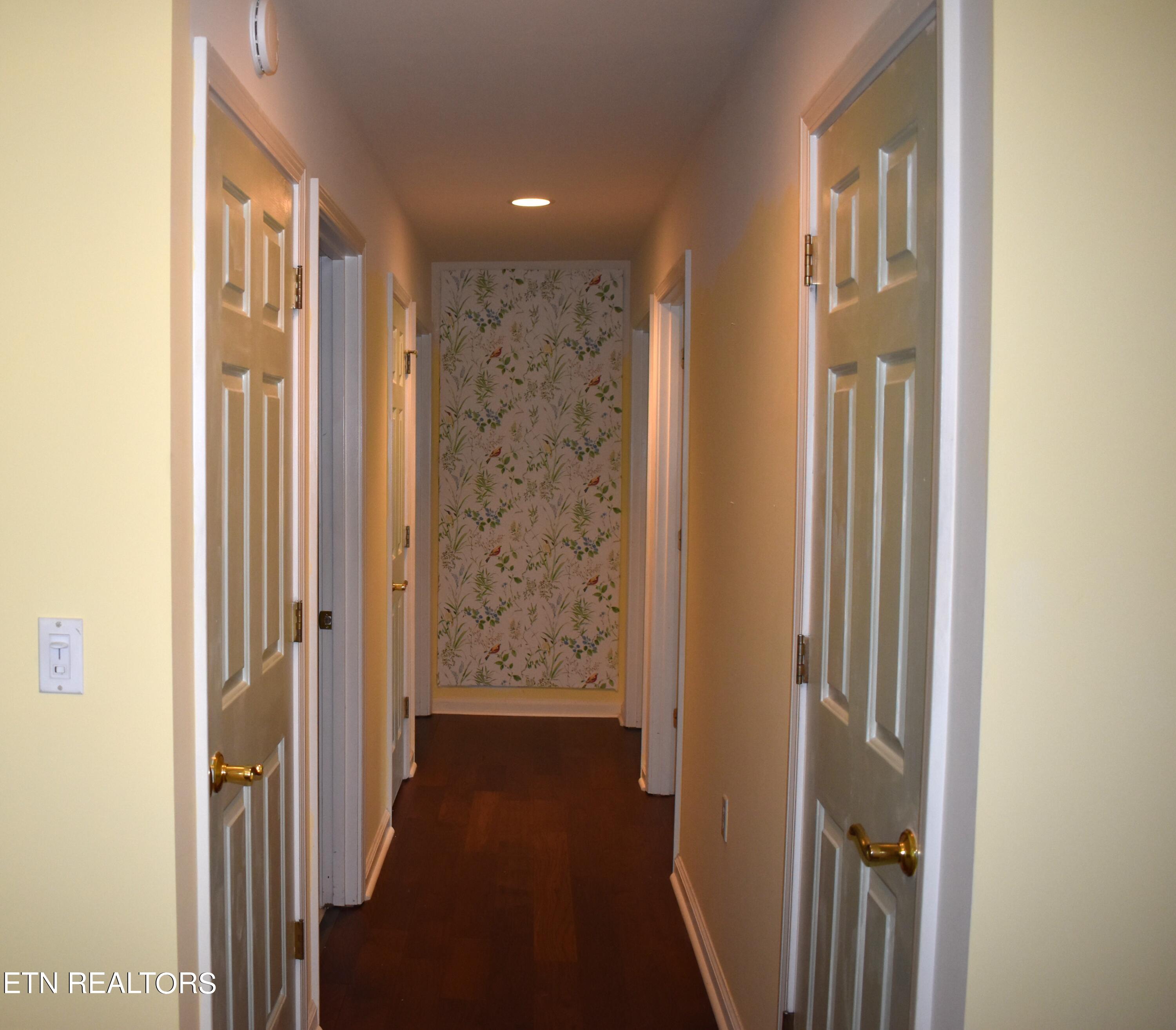 530 Meadows Rd Property Photo 10