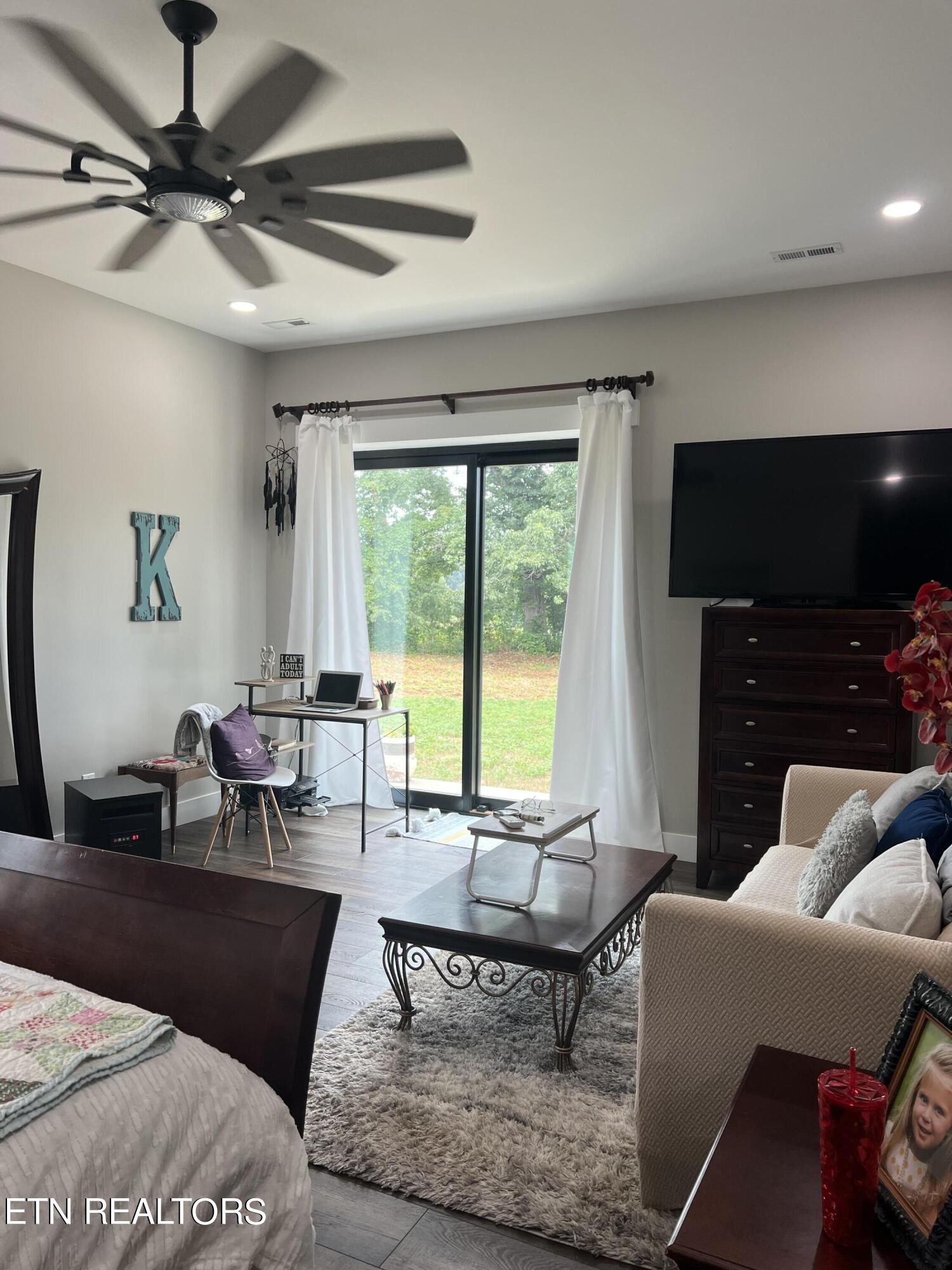 856 Jennifer Drive Property Photo 18