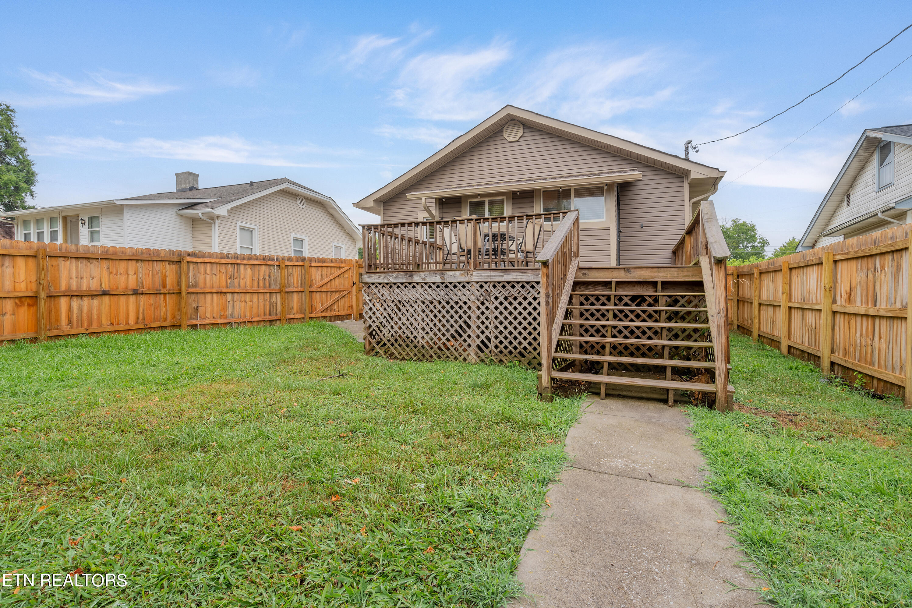 2757 Tarleton Ave Property Photo 25