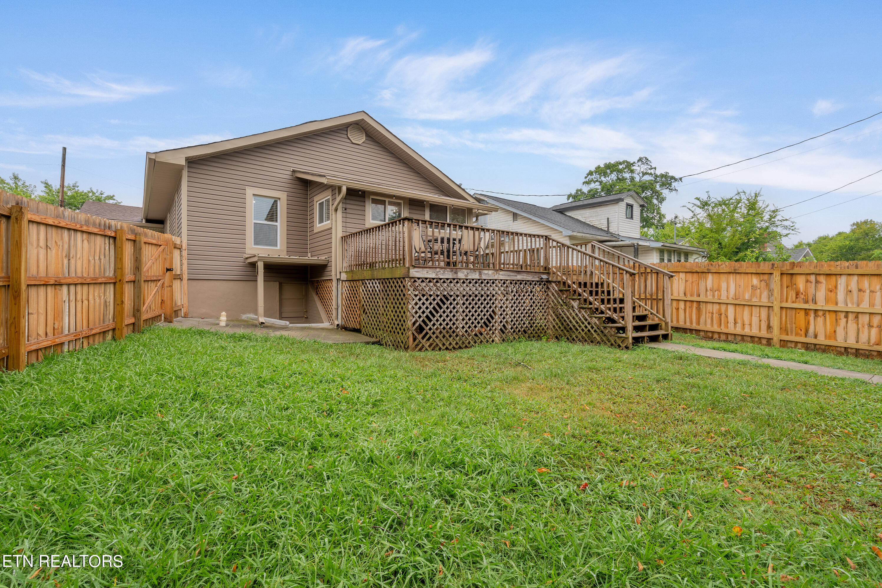 2757 Tarleton Ave Property Photo 27