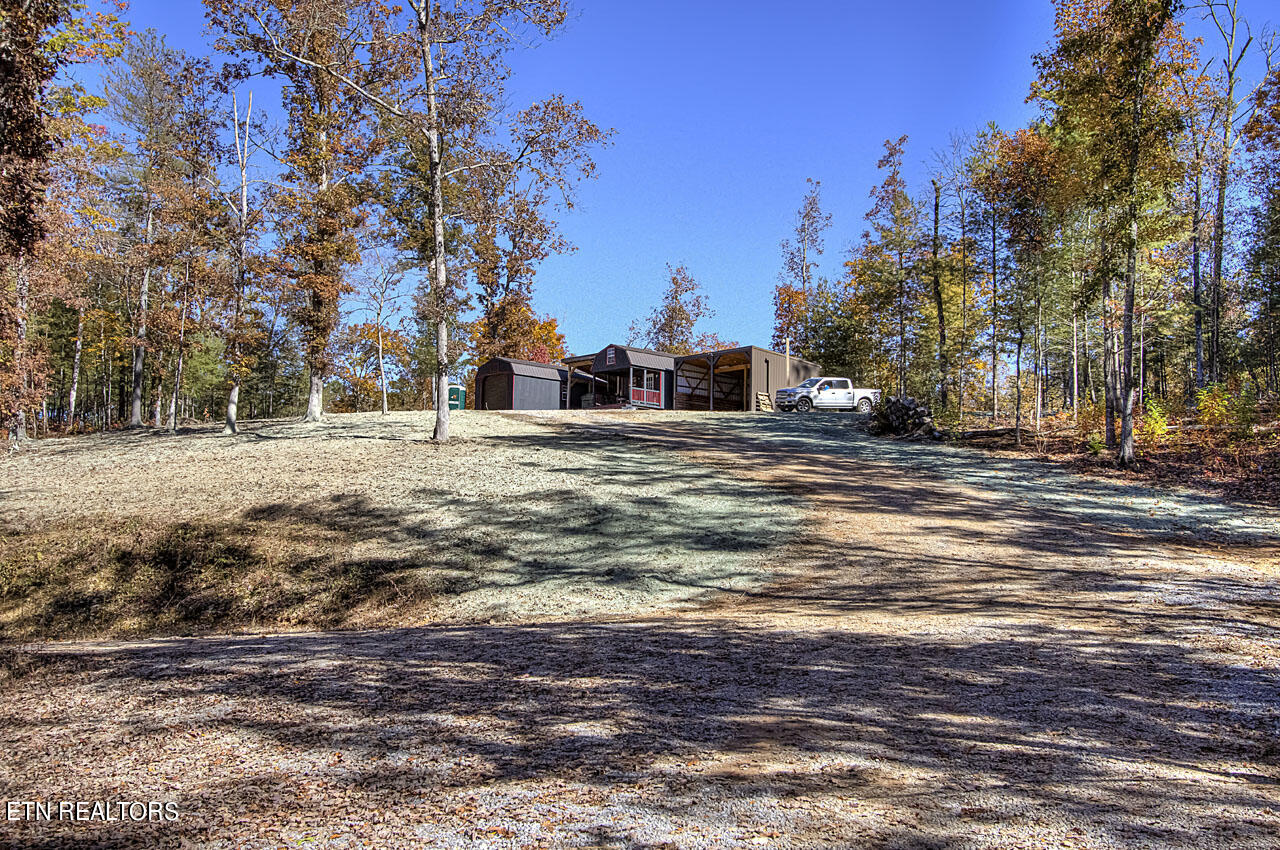 4903 Long Rifle Rd Property Photo 18