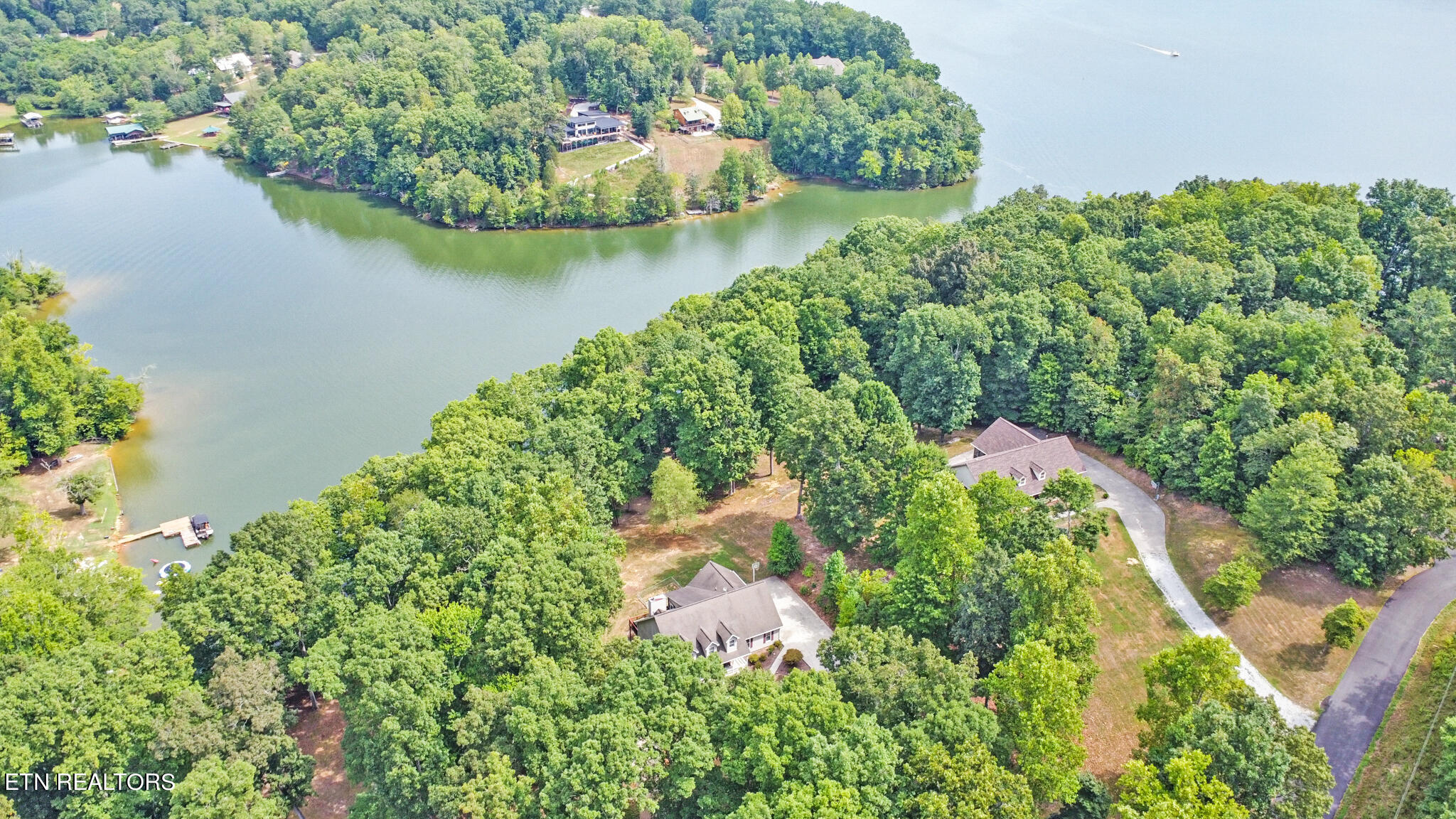 164 Loch Haven Drive Property Photo 6
