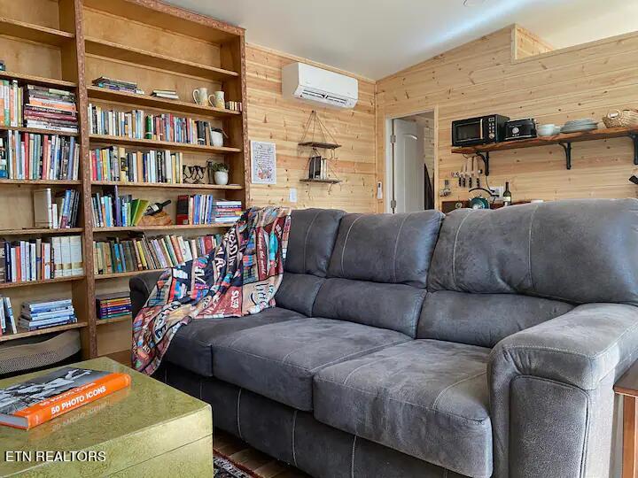 658 English Mountain Rd Property Photo 30